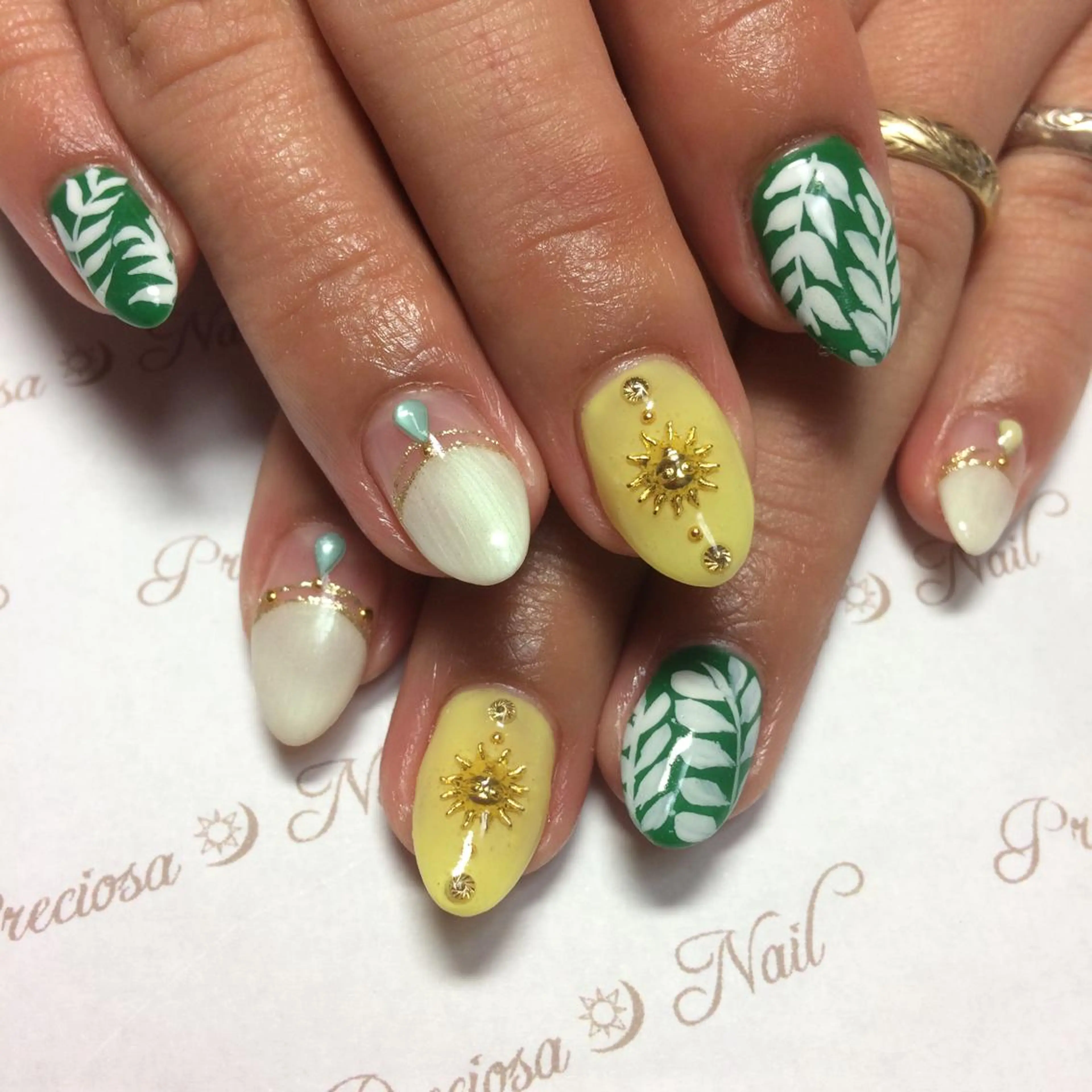 ネイル preciosa.nail所属・久場 晴美のネイルデザイン