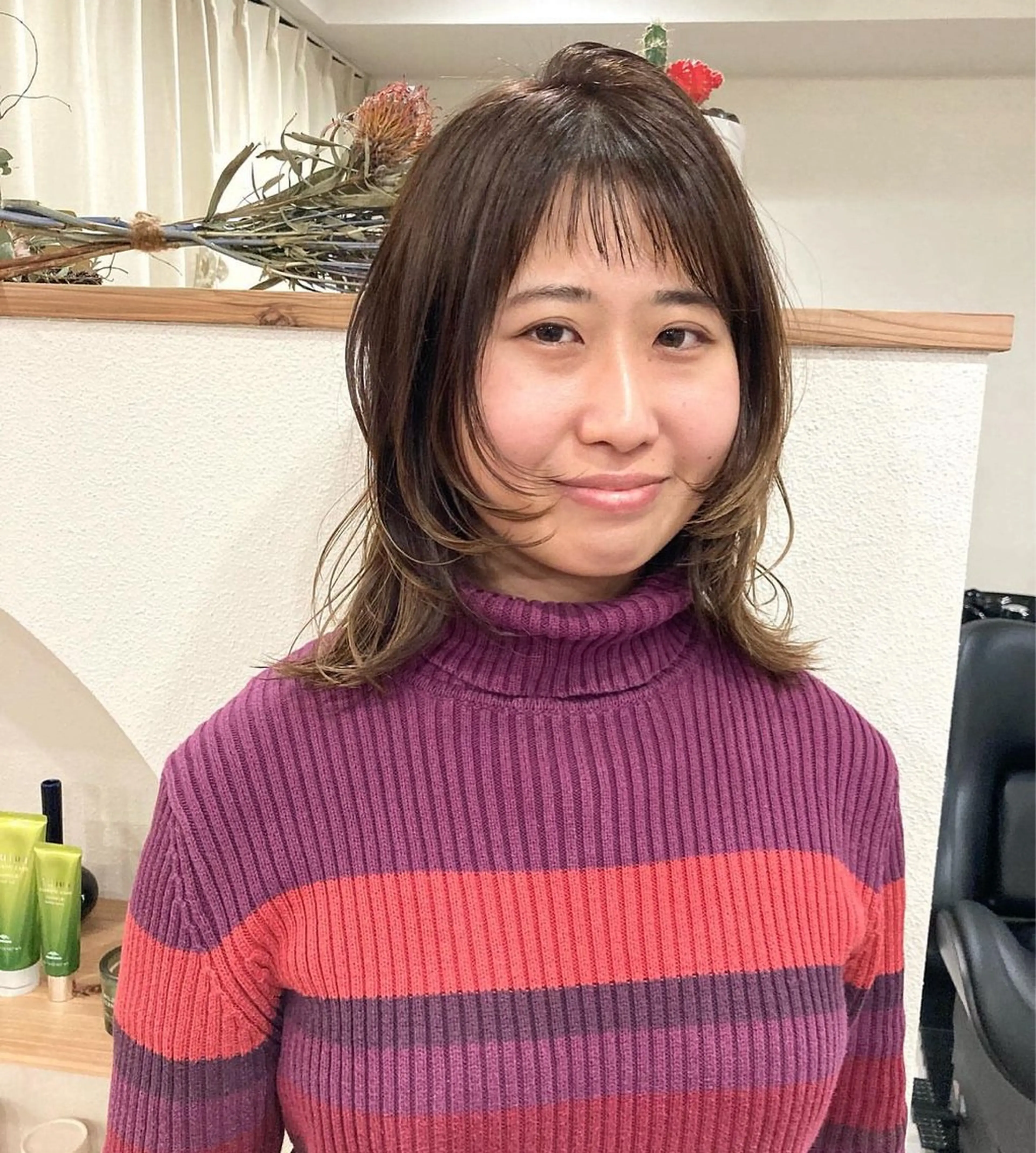 ミディアム カラー ブリーチ グラデーションカラー レイヤーカット オン眉 大阪ヴィーガンサロン KANAKOのヘアスタイル