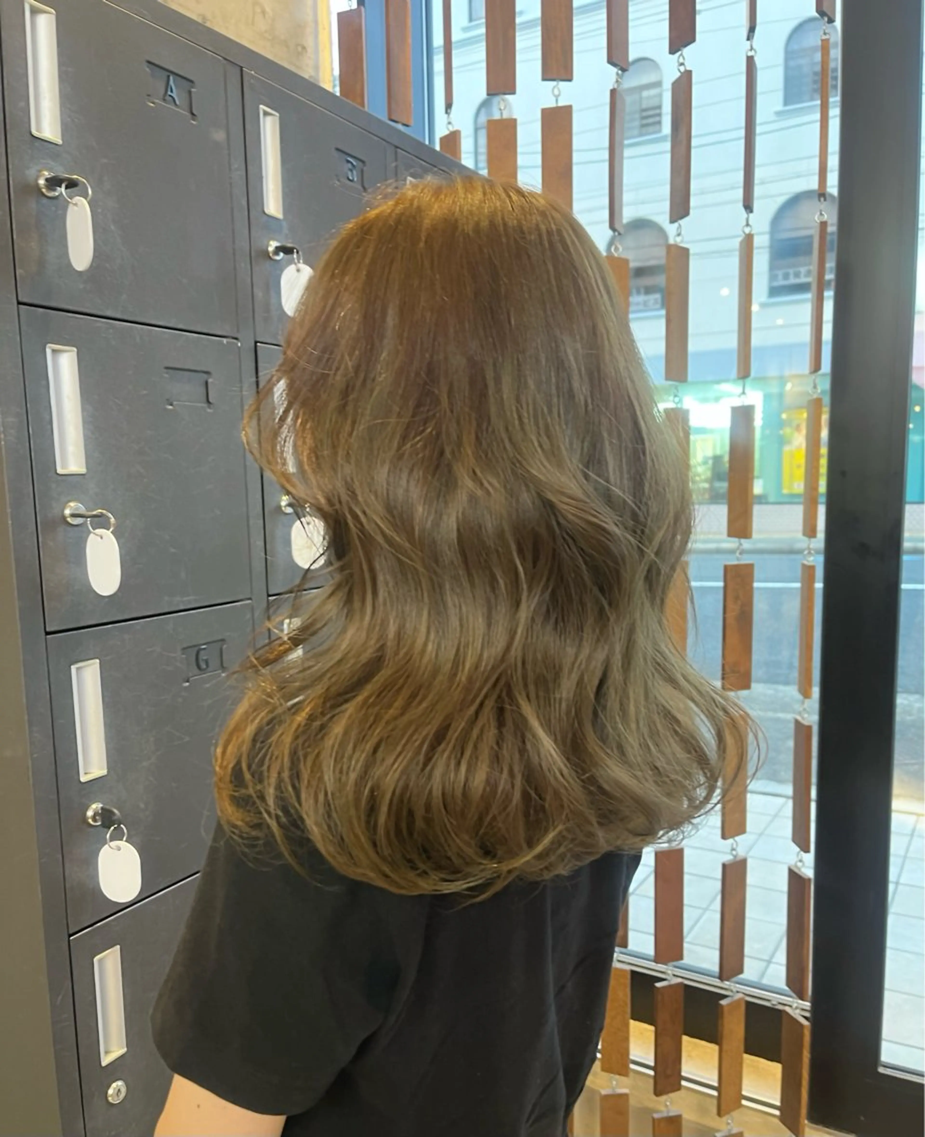 ロング カラー ブリーチ ダブルカラー ブリーチなしカラー オリーブカラー カット ヘアカラー haruka ♡レイヤー/透明感のヘアスタイル