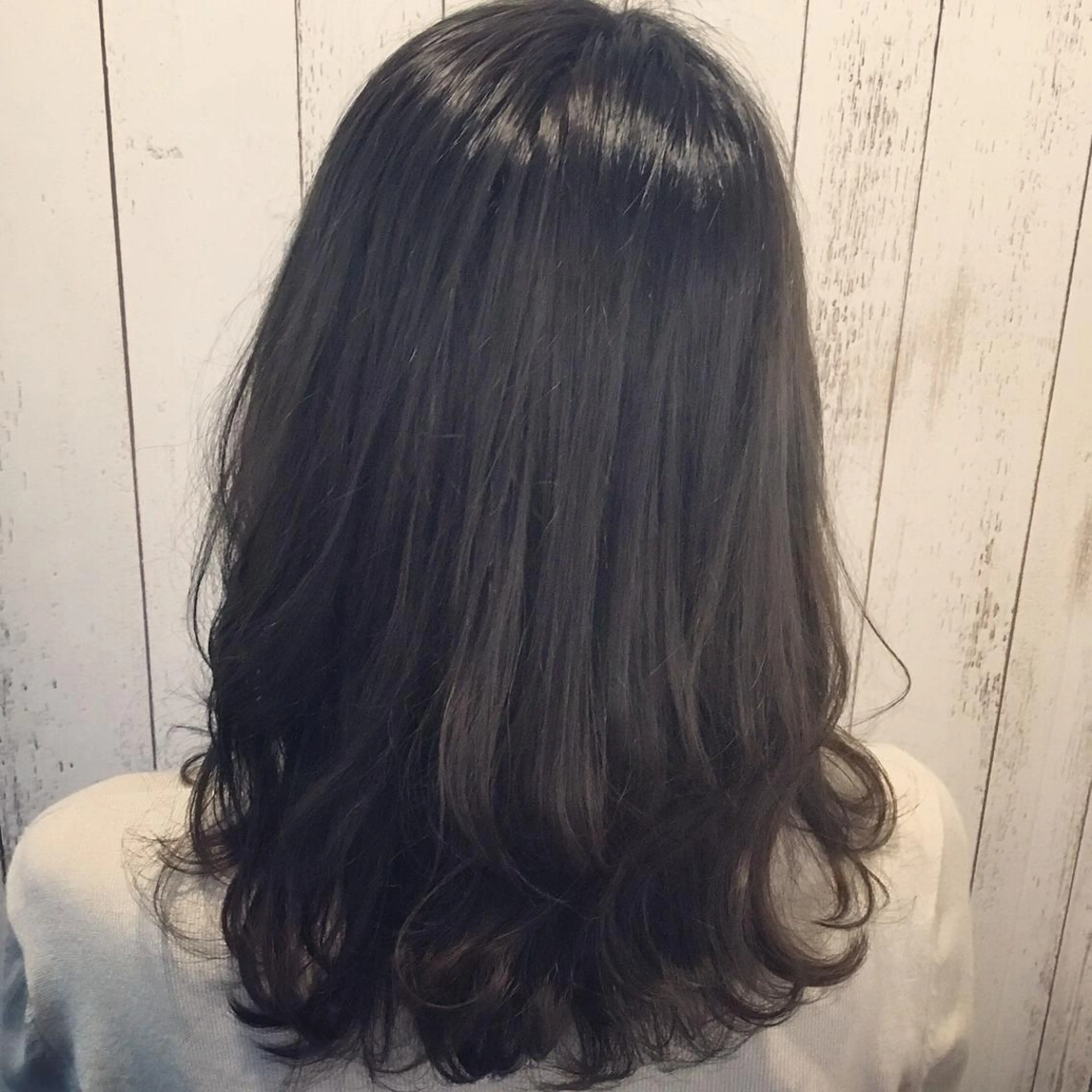 ミディアム カラー パーマ embrace エンブレイスのヘアスタイル