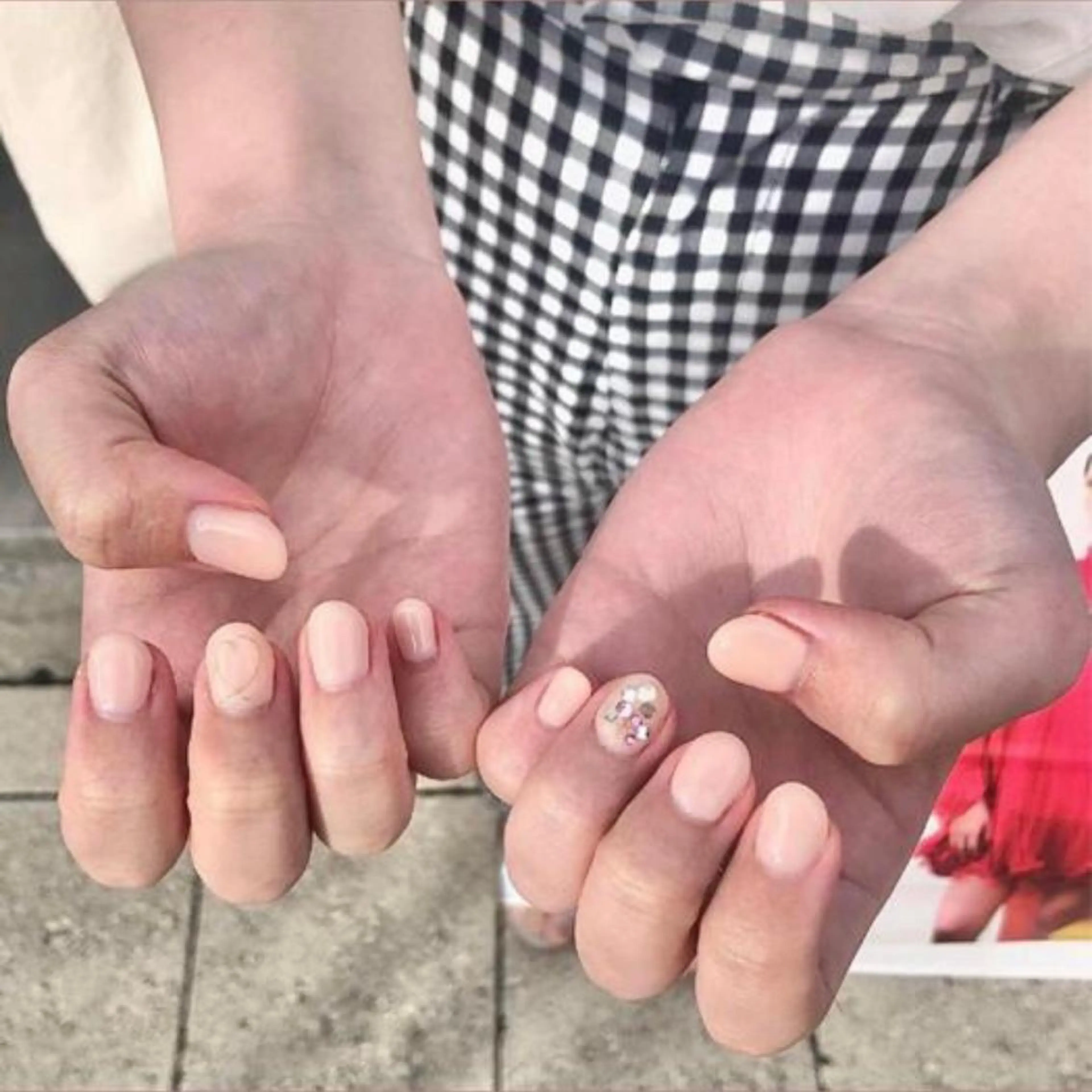 セミロング カラー パーマ ヘアアレンジ メンズ キッズ ネイル マツエク・マツパ アイブロウ ピンクカラー カラーマツエク クリアネイル ピンク mona/ ストレートスタイル✨のヘアスタイル