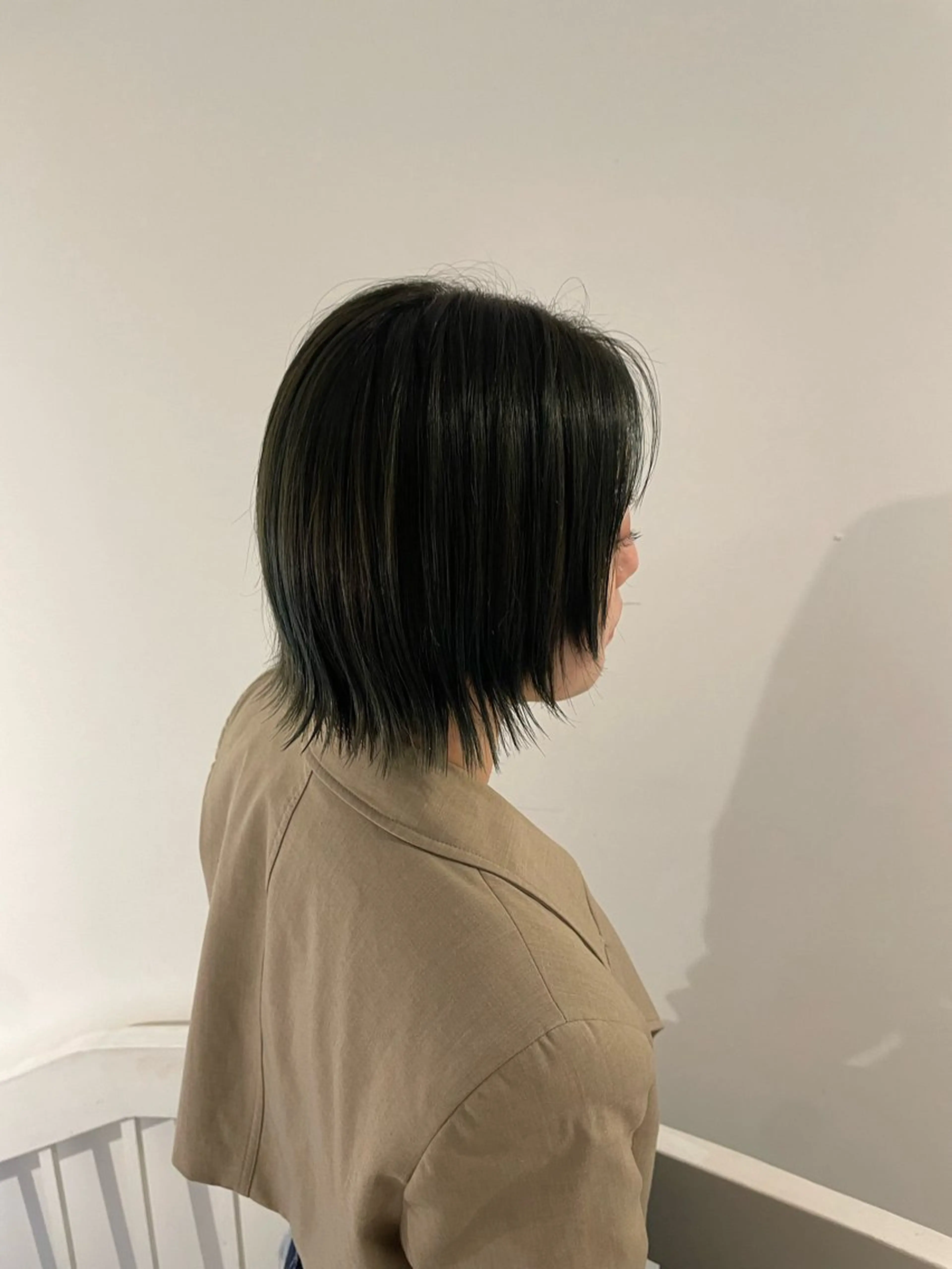 ショート カット ヘアカラー 秋元 佳乃のヘアスタイル