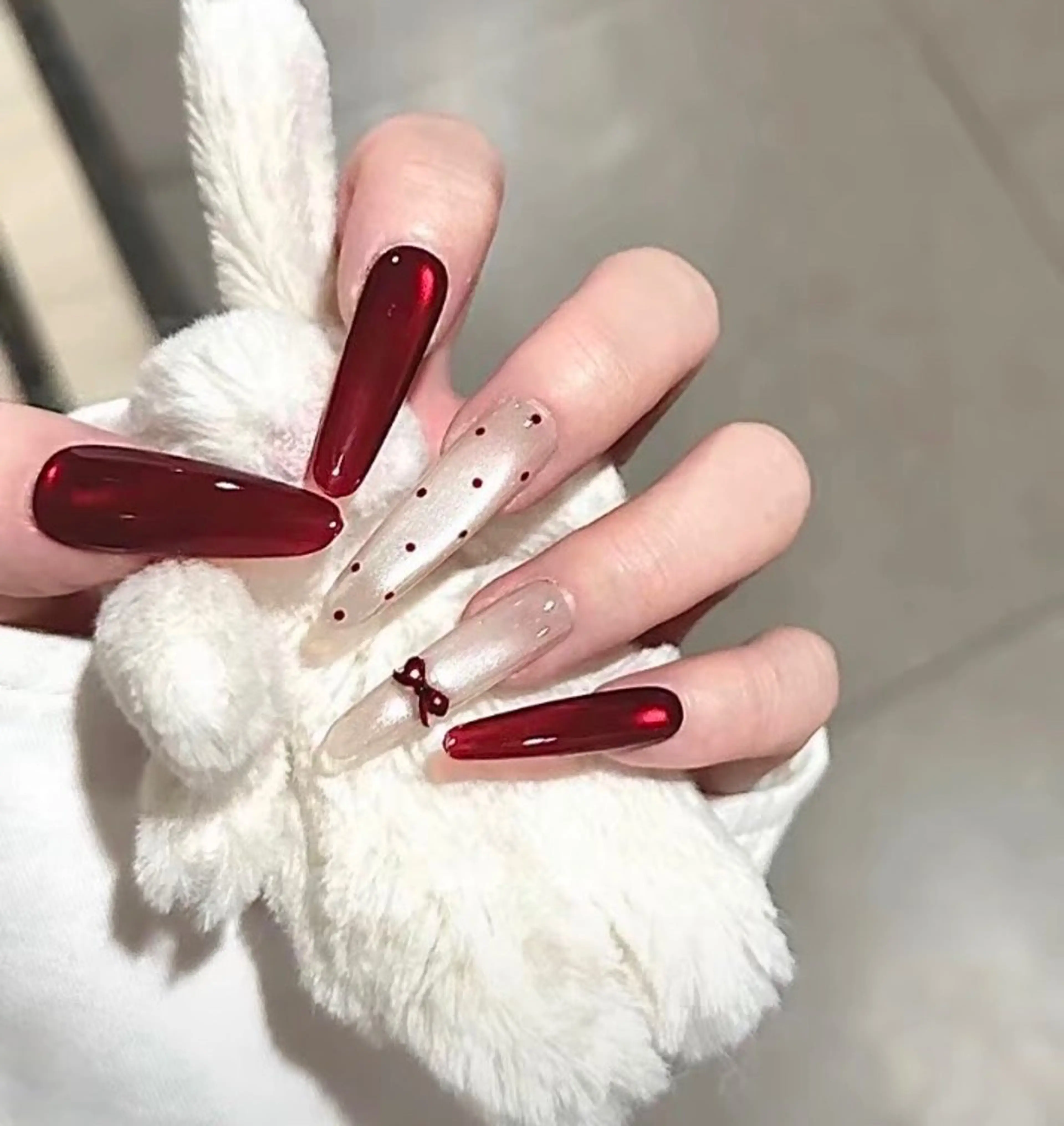 ネイル フレンチネイル ガーリー ガラスフレンチ 韓国ネイル ロングネイル ハンドネイル Venus nail チップ長さだし専門店のネイルデザイン