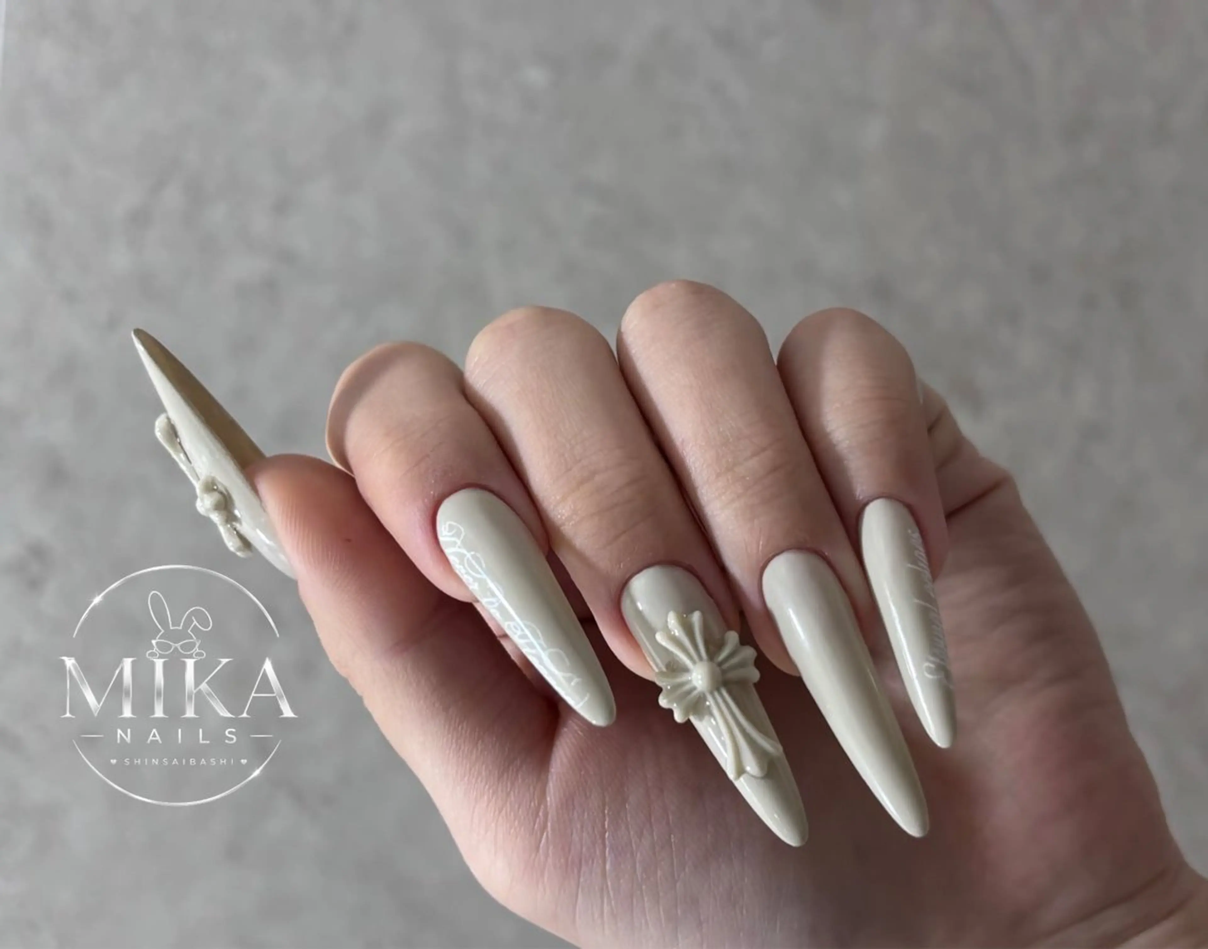 ネイル ハンドネイル Mika Nails 心斎橋のネイルデザイン