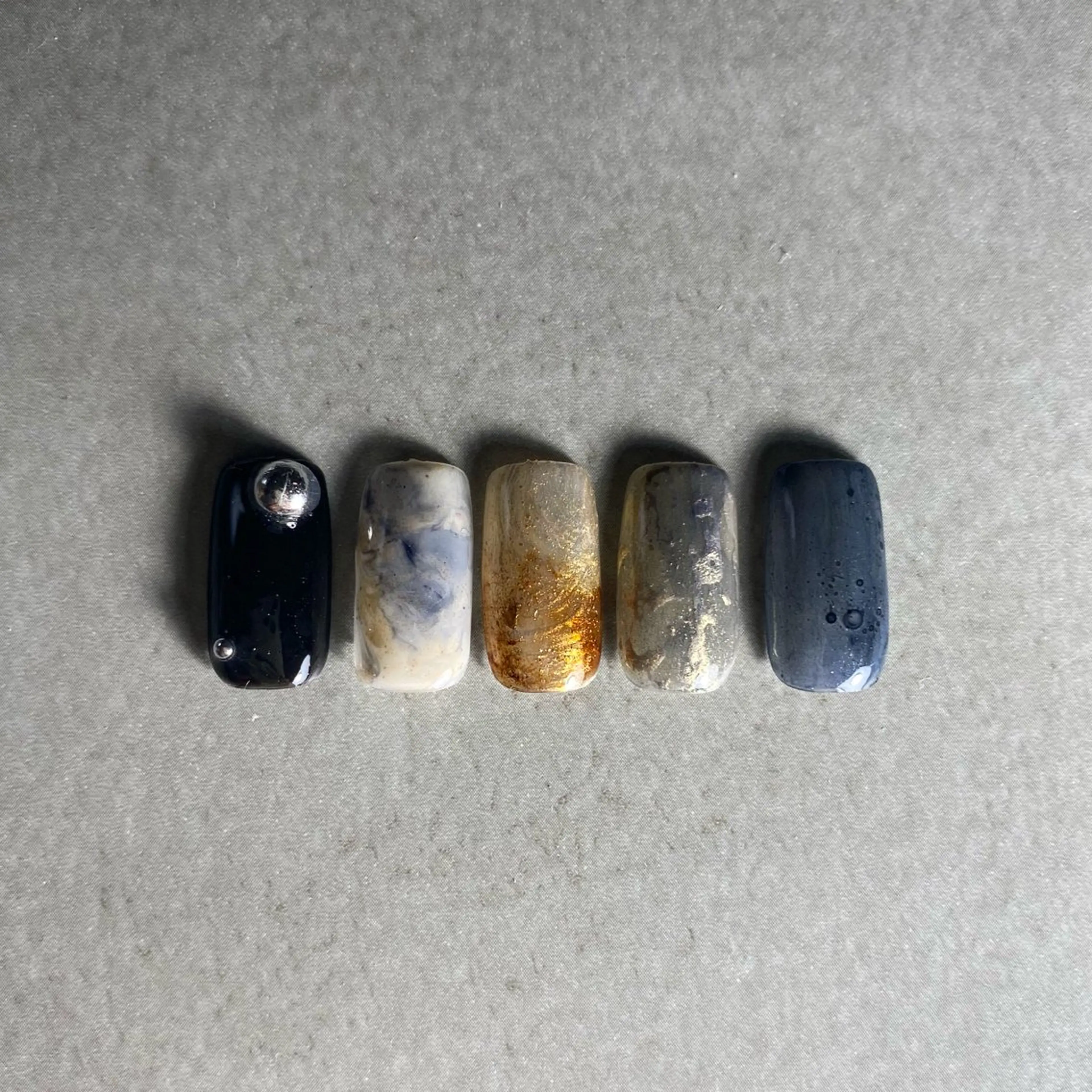 ネイル PEACE minariのネイルデザイン