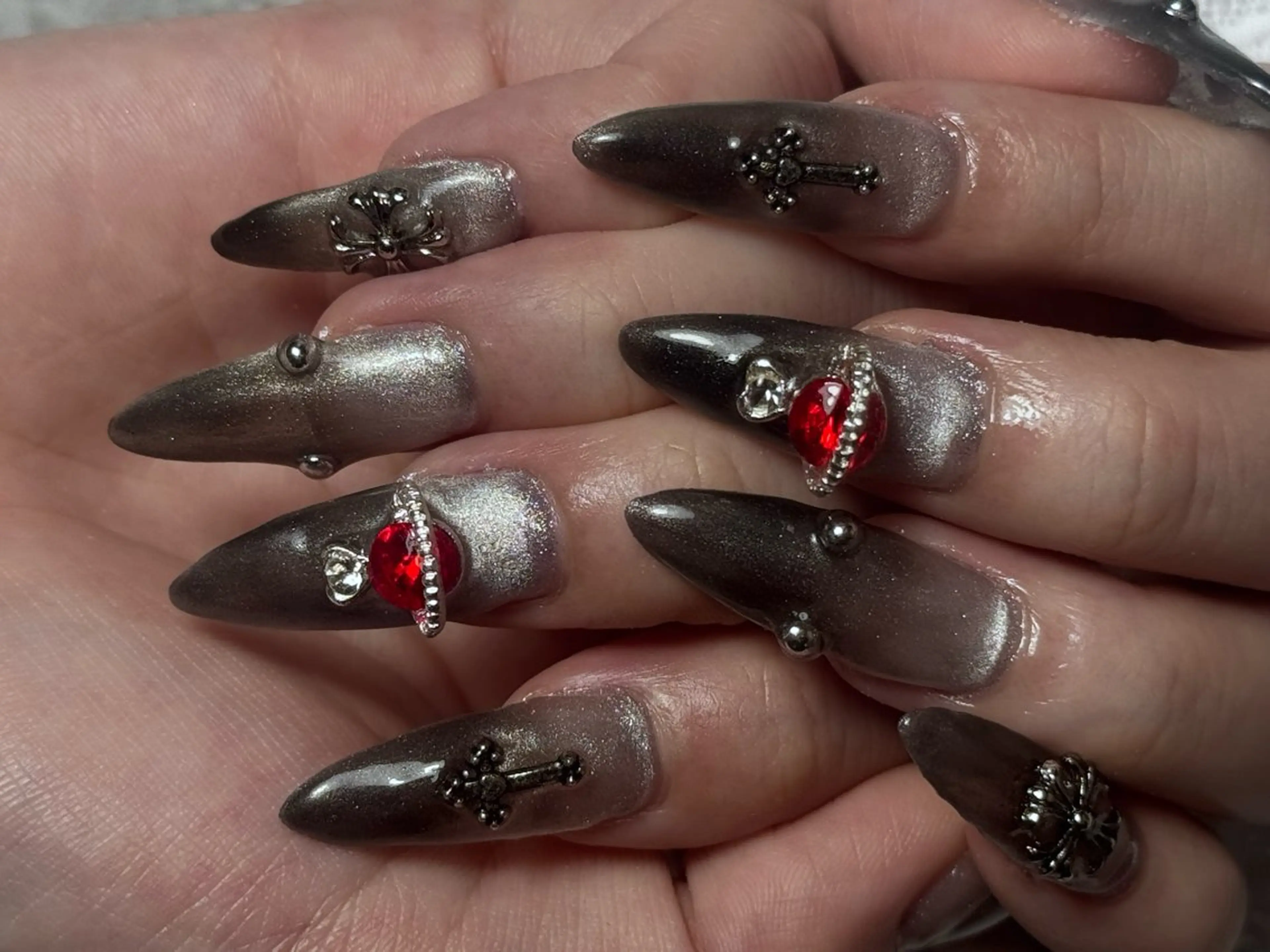 ネイル on nail 尾張旭三郷店のネイルデザイン