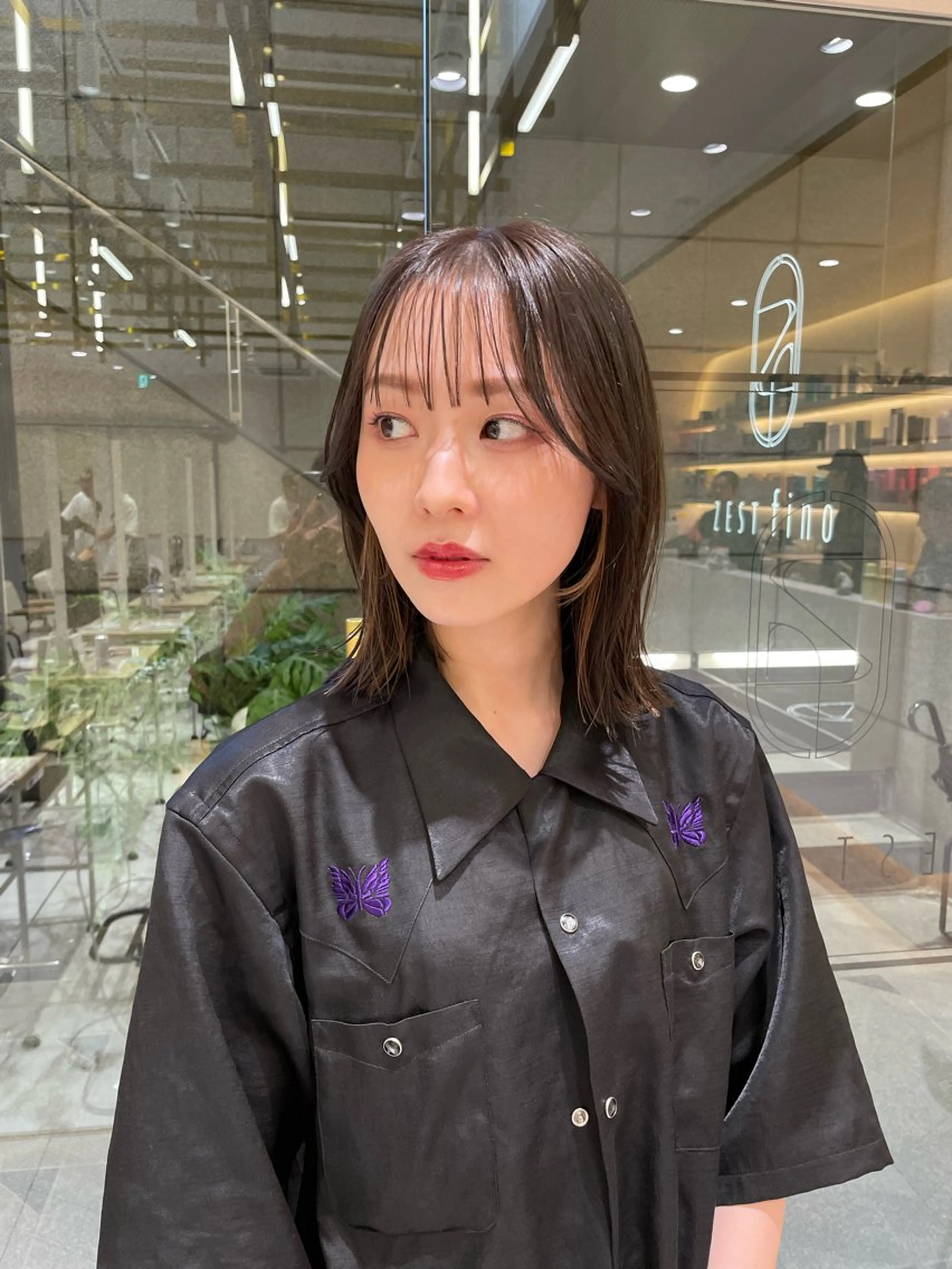 ミディアム カラー イヤリングカラー カット ヘアカラー トリートメント hina☺︎ 髪質改善/ストレートのヘアスタイル