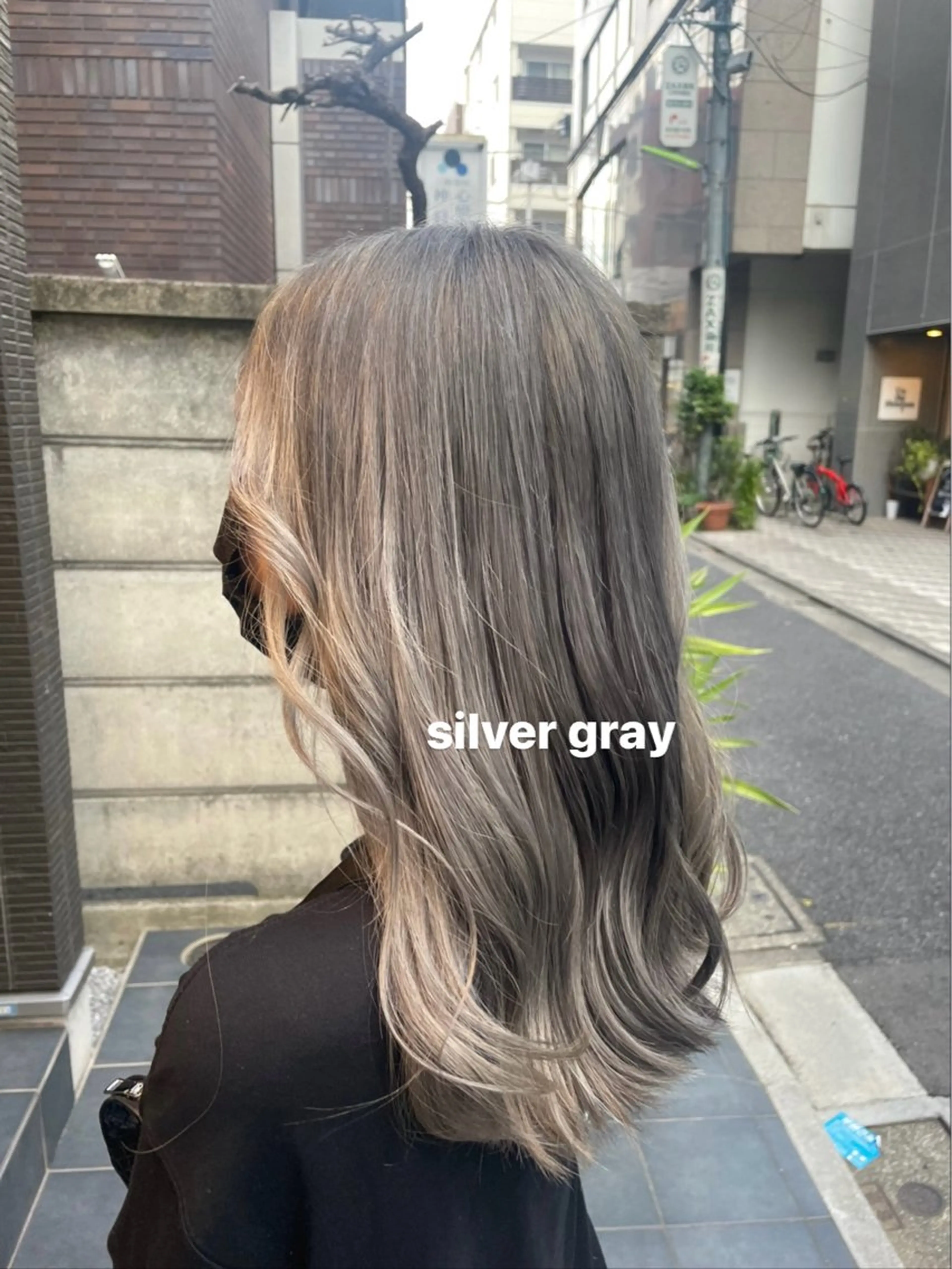 セミロング uairo/ 乃愛のマツエク・マツパデザイン