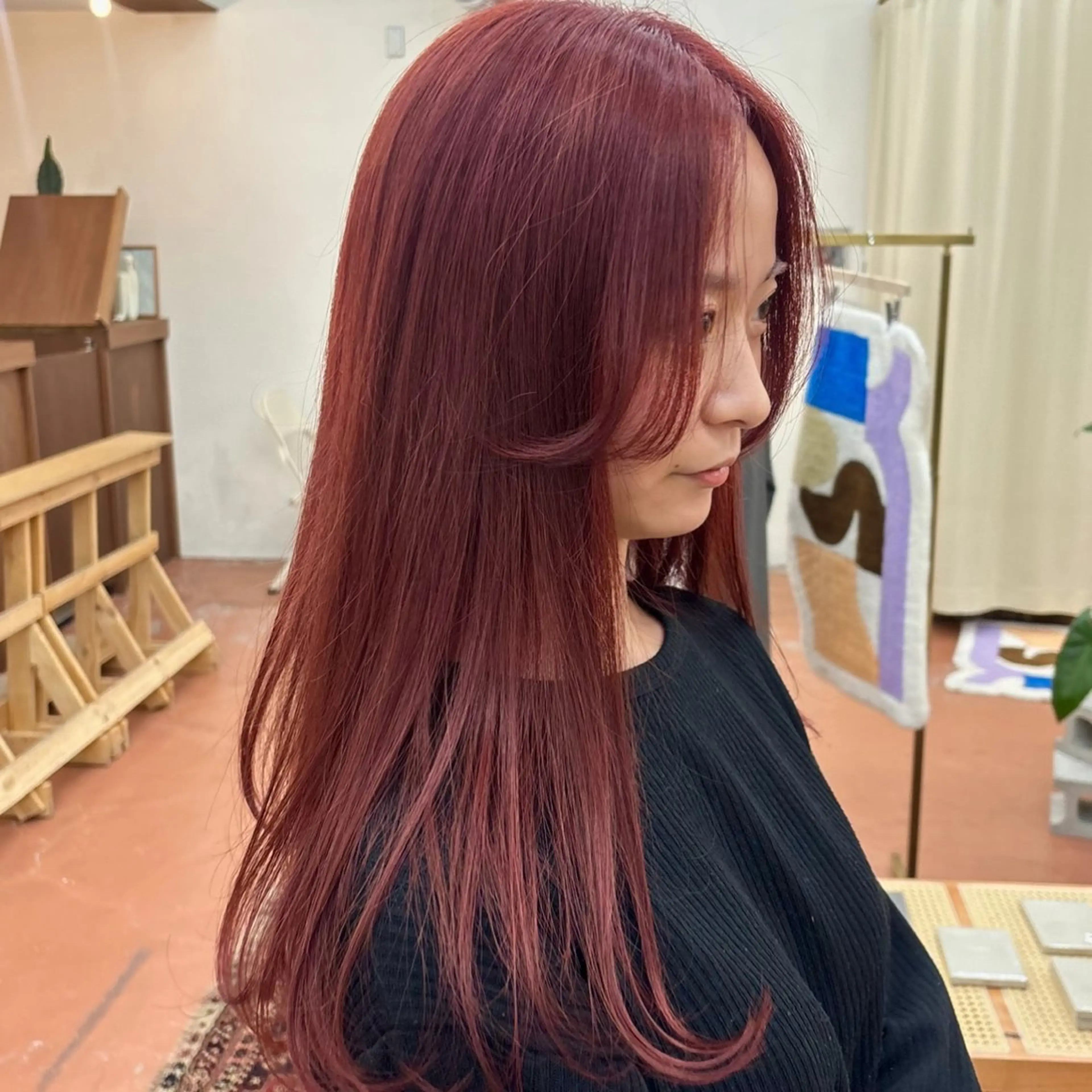 ロング カラー 山内 瑠莉のヘアスタイル