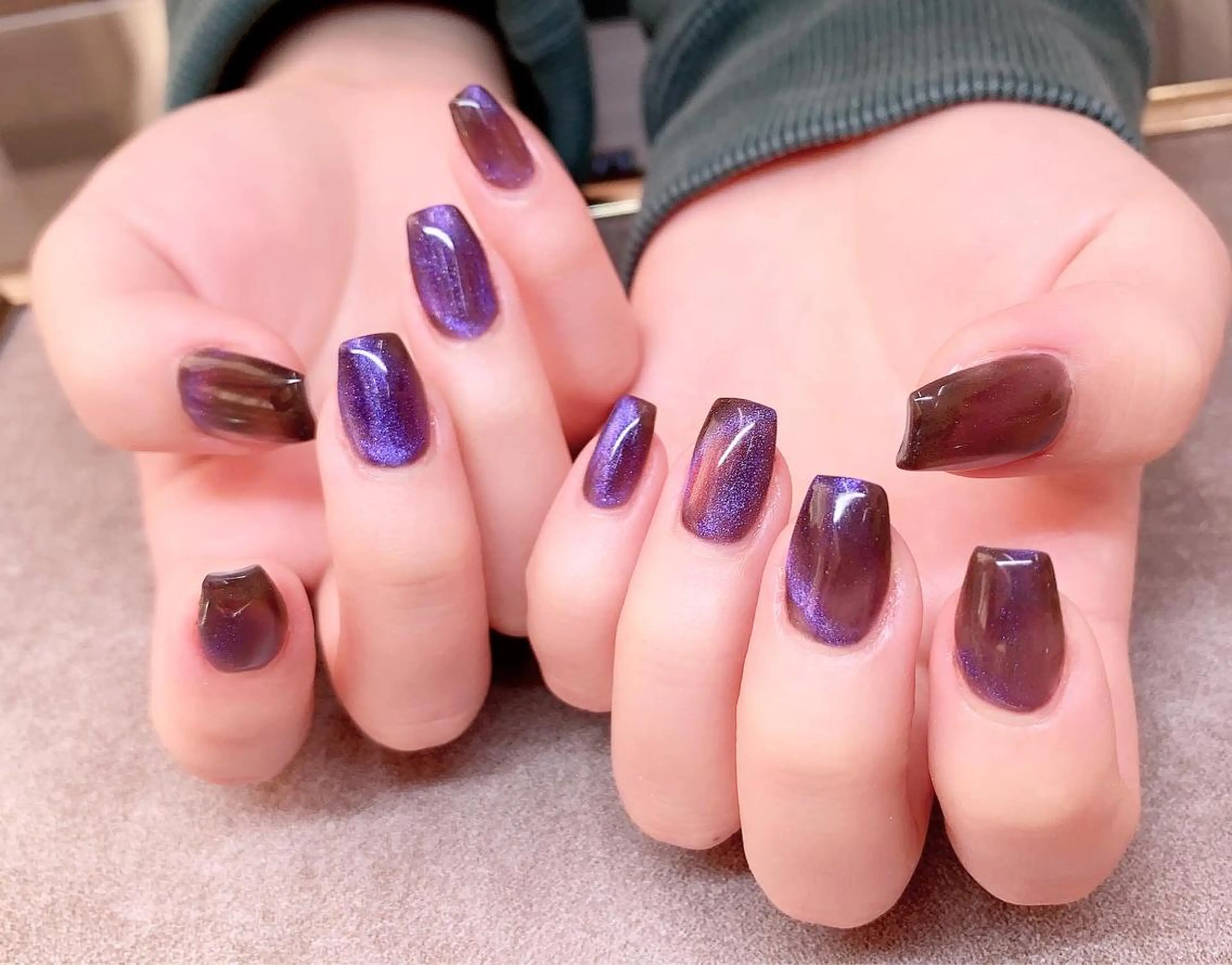 ネイル ジェルネイル ハードジェル ロングネイル マグネットネイル ニュアンスネイル Lilas Nailのネイルデザイン