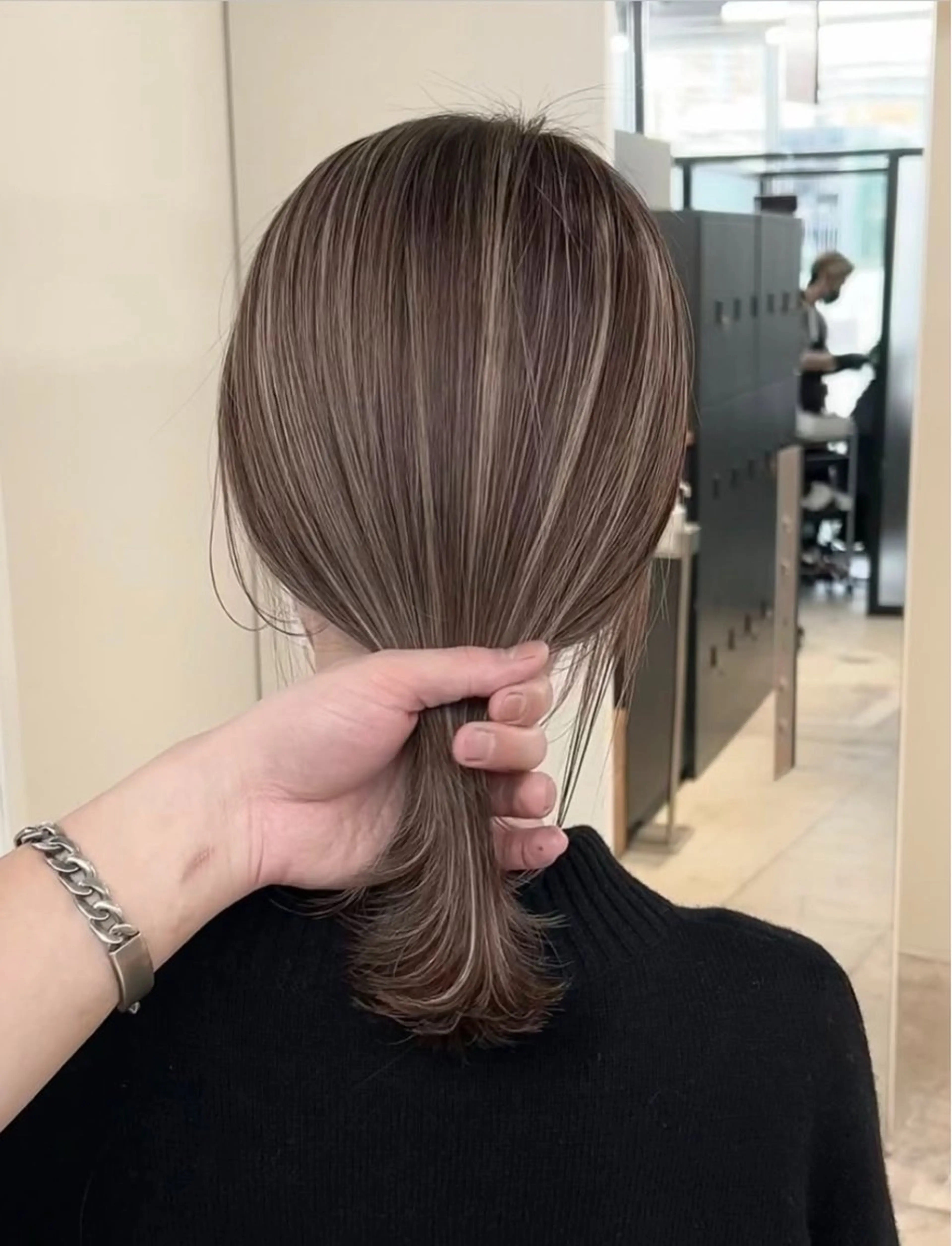 セミロング カラー ハイライトカラー ハイライト HARUKA/原宿 ショートカットモデルのヘアスタイル