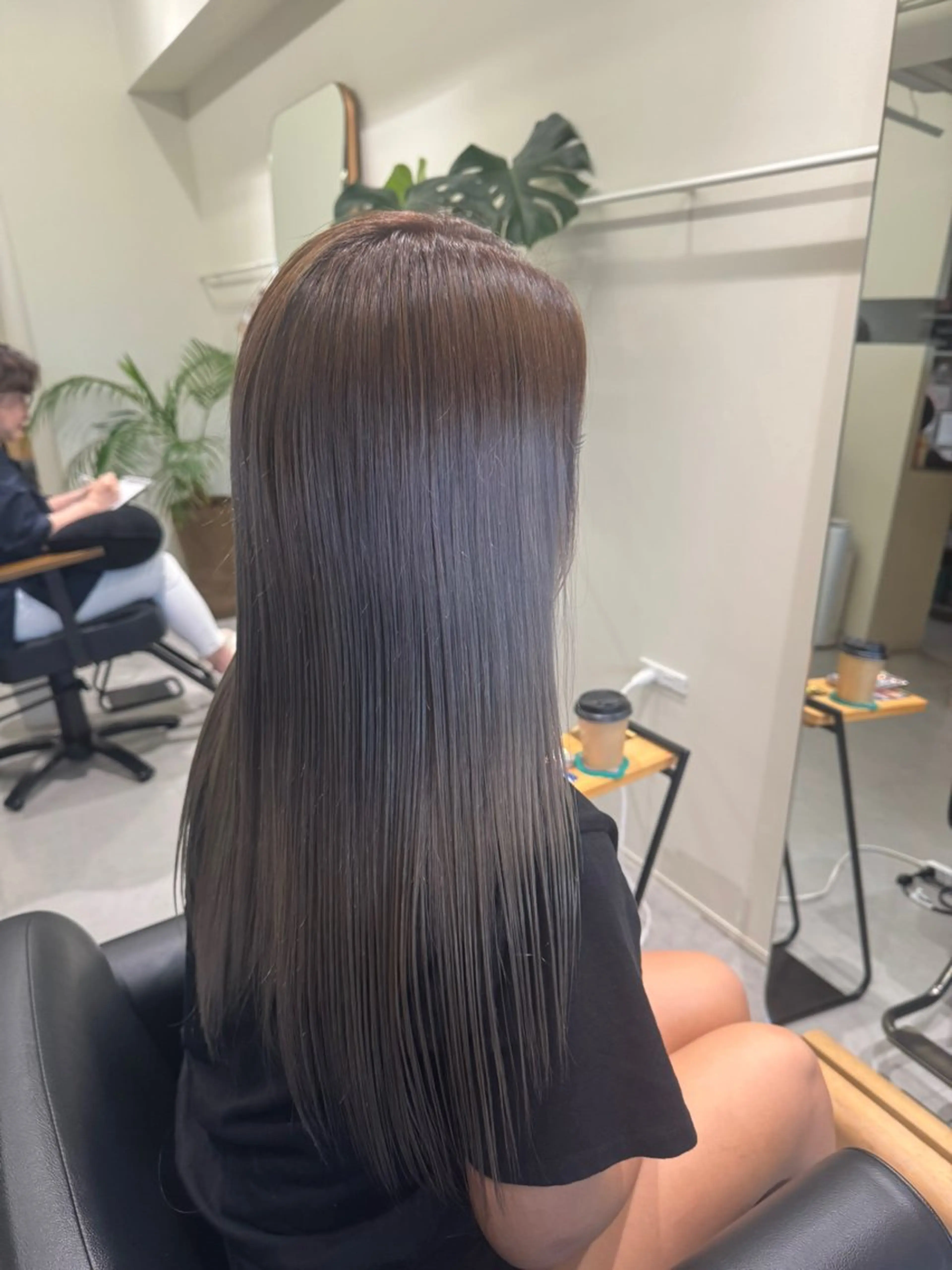 ロング カラー ゆ う あのヘアスタイル