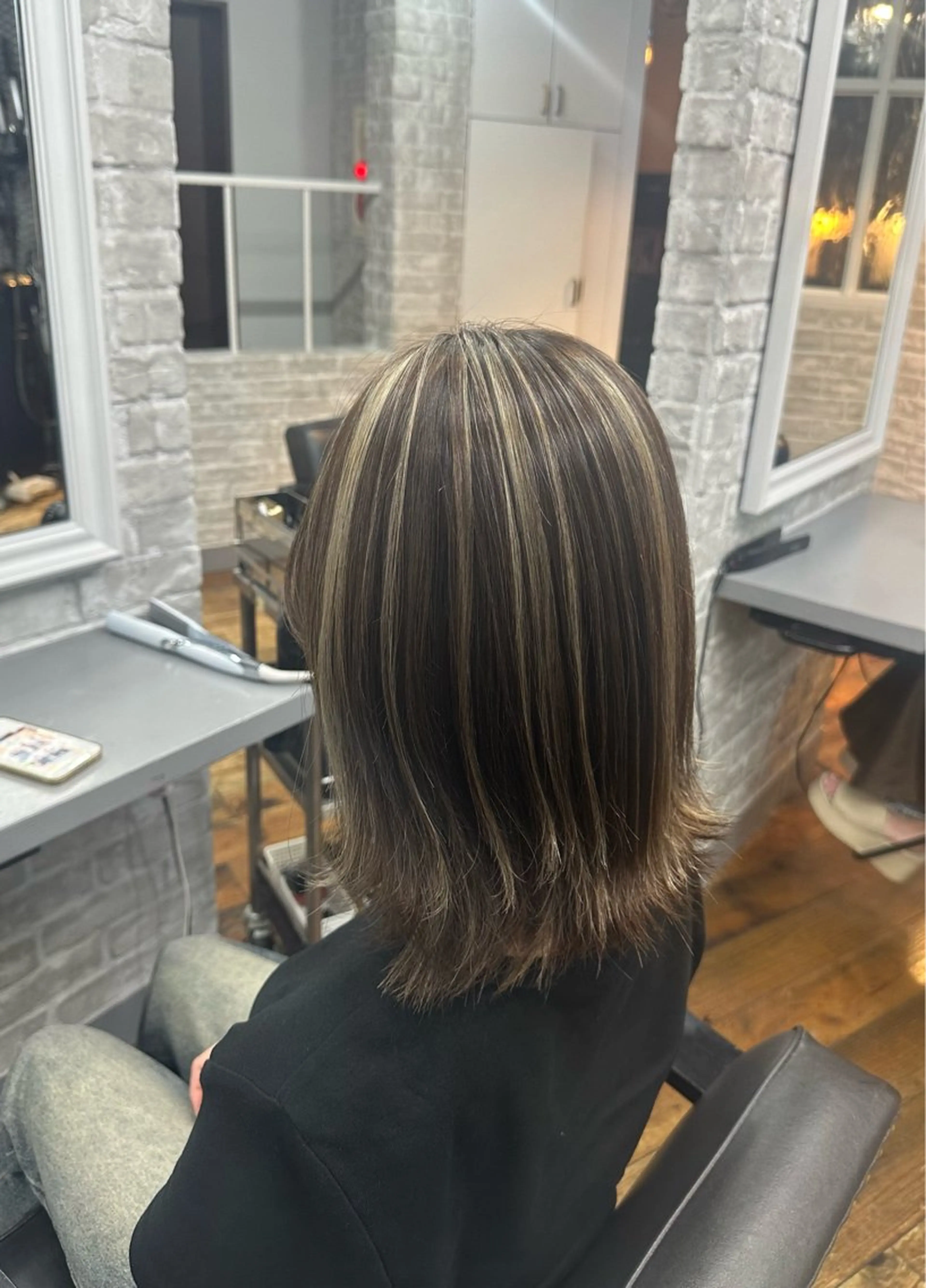 ミディアム カラー 🩵つなぎショート✨ パーマスタイル みくのヘアスタイル