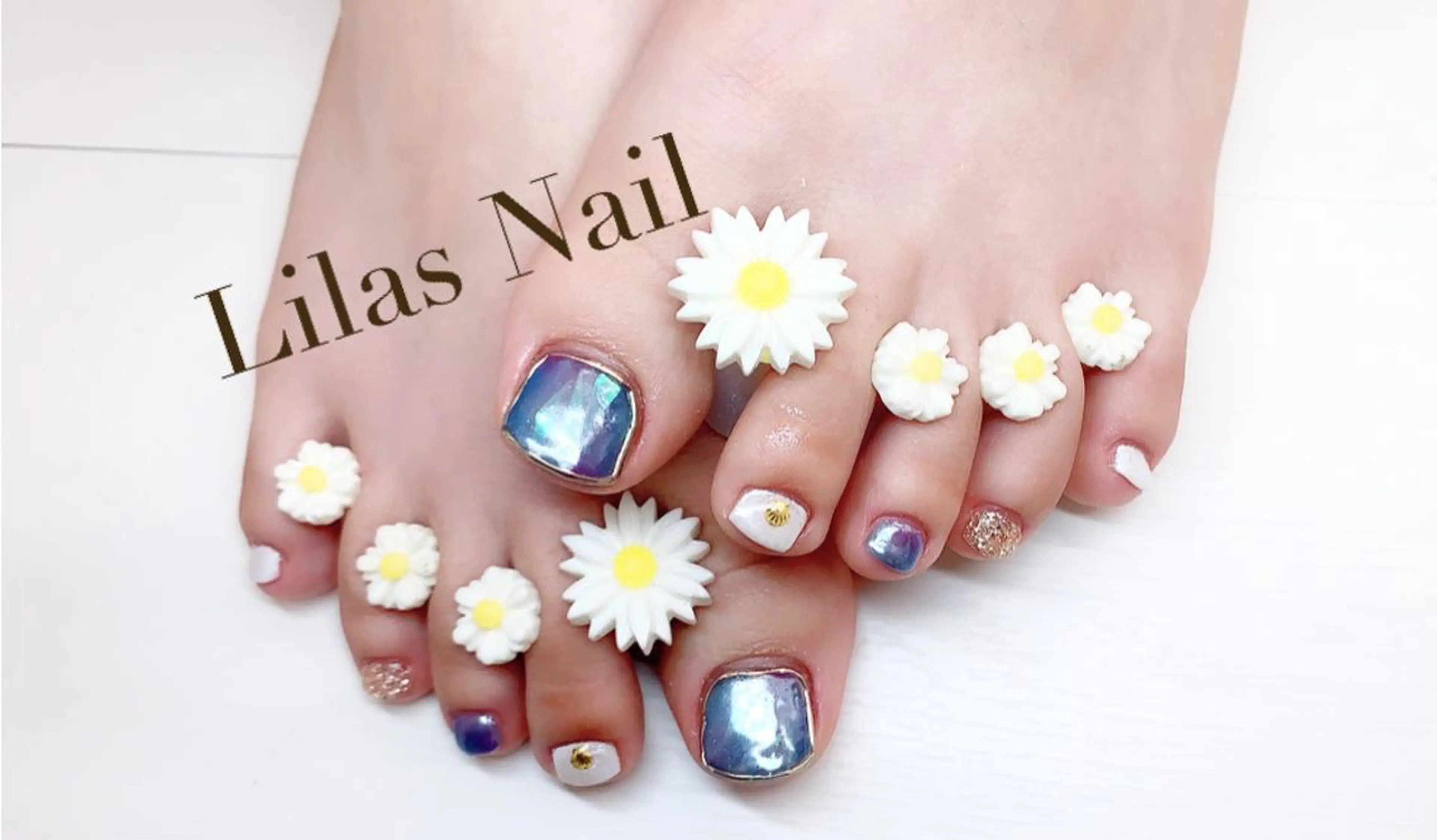 ネイル オーロラネイル フットネイル ジェルネイル ハードジェル ロングネイル Lilas Nailのネイルデザイン
