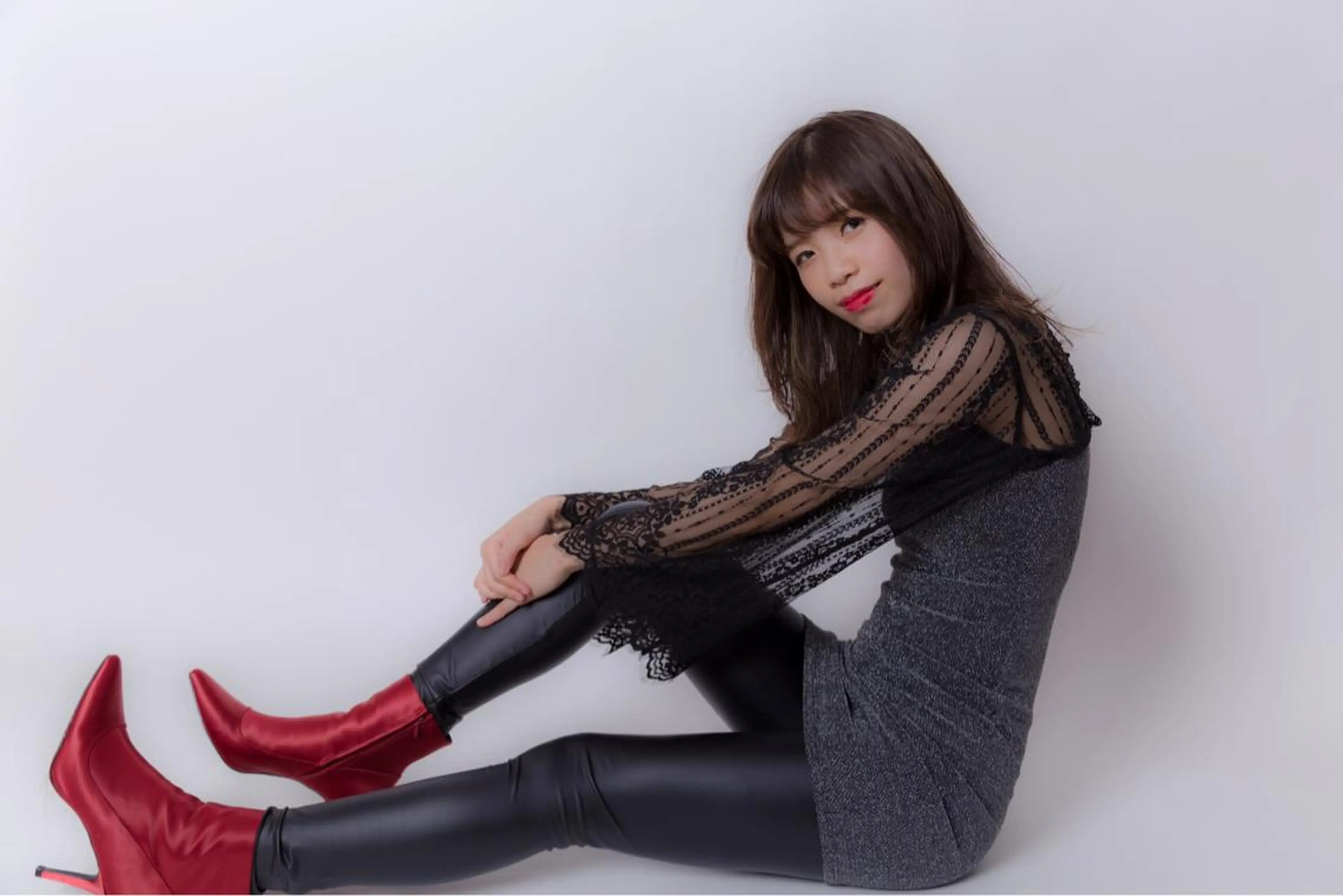 ミディアム カラー カット ヘアカラー トリートメント 平川 友希子のヘアスタイル