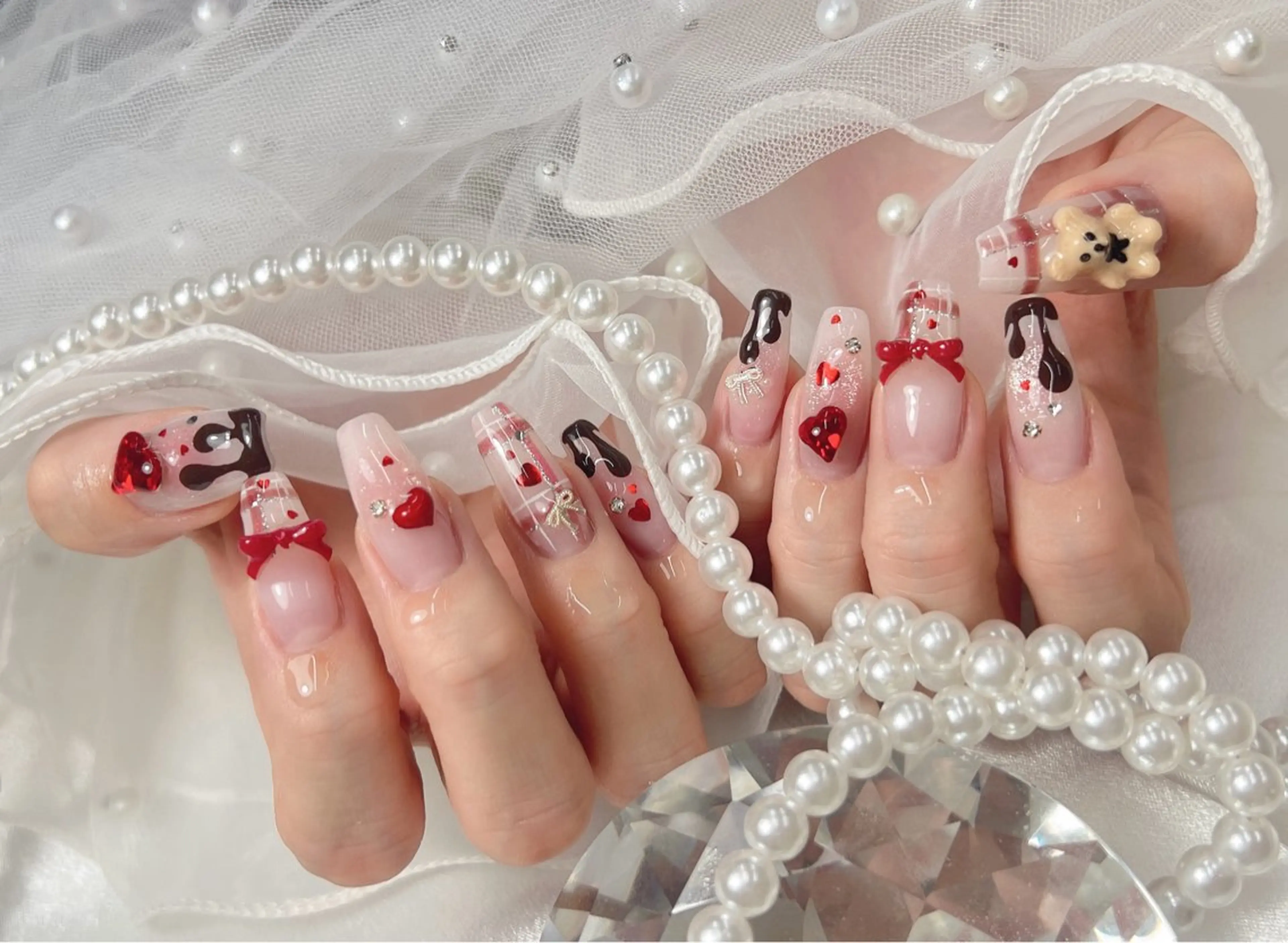 ネイル バレンタイン ハンドネイル bijou nails 蓮のネイルデザイン