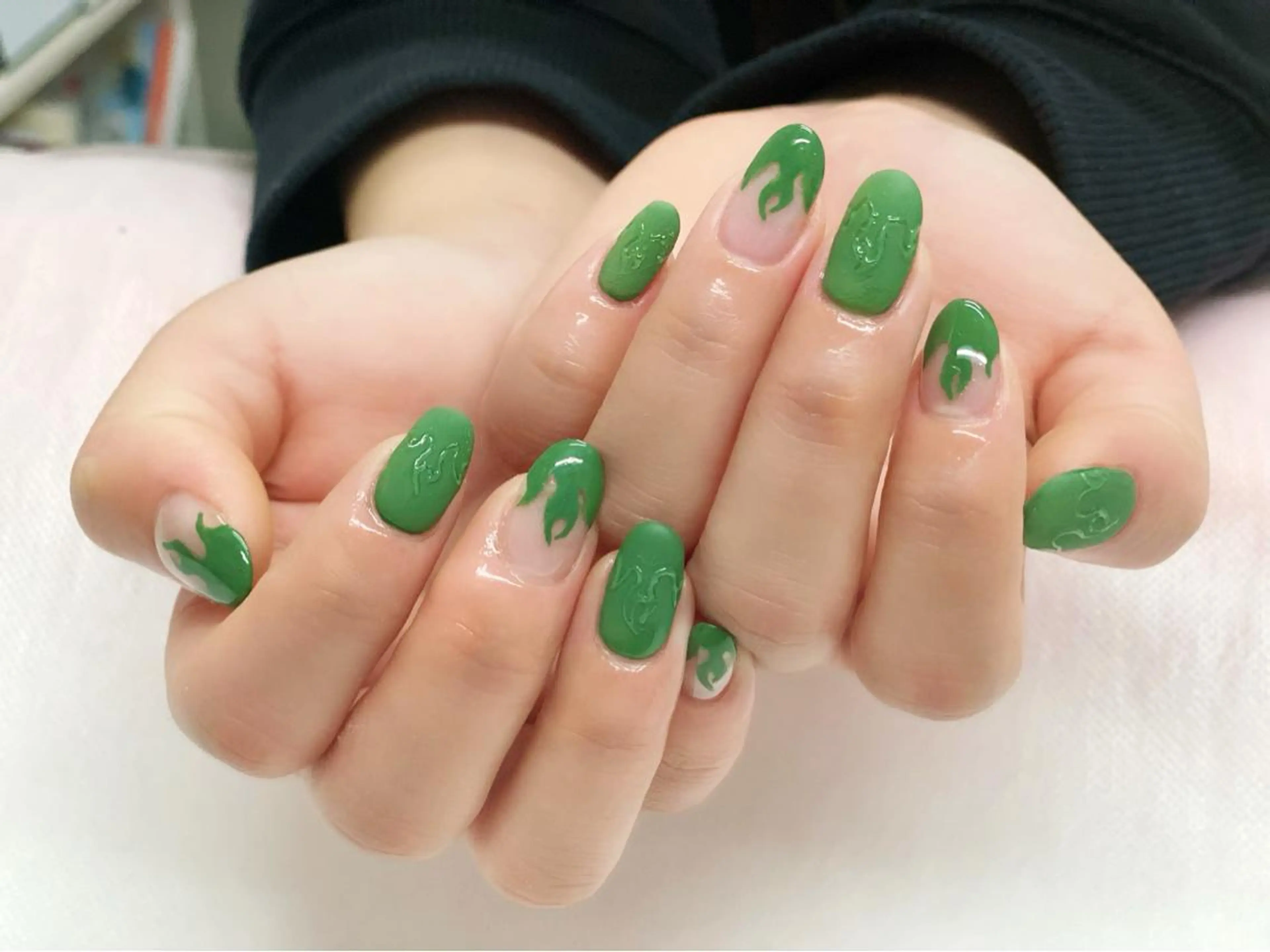 ネイル 持ち込み ハンドネイル 武藤 千裕のエステ・リラクイメージ