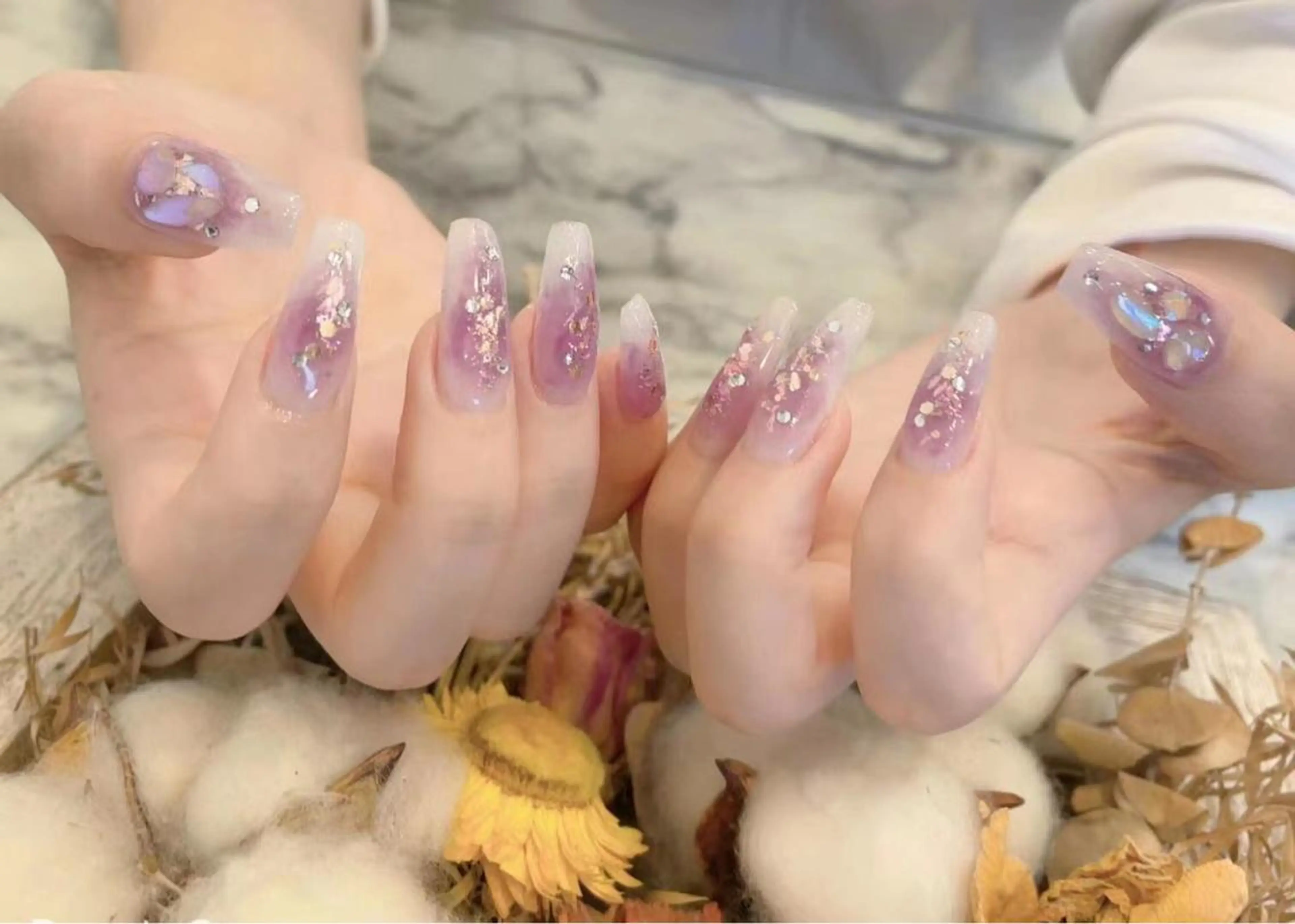 ネイル チークネイル ラメ(グリッター) babarla Nailのネイルデザイン