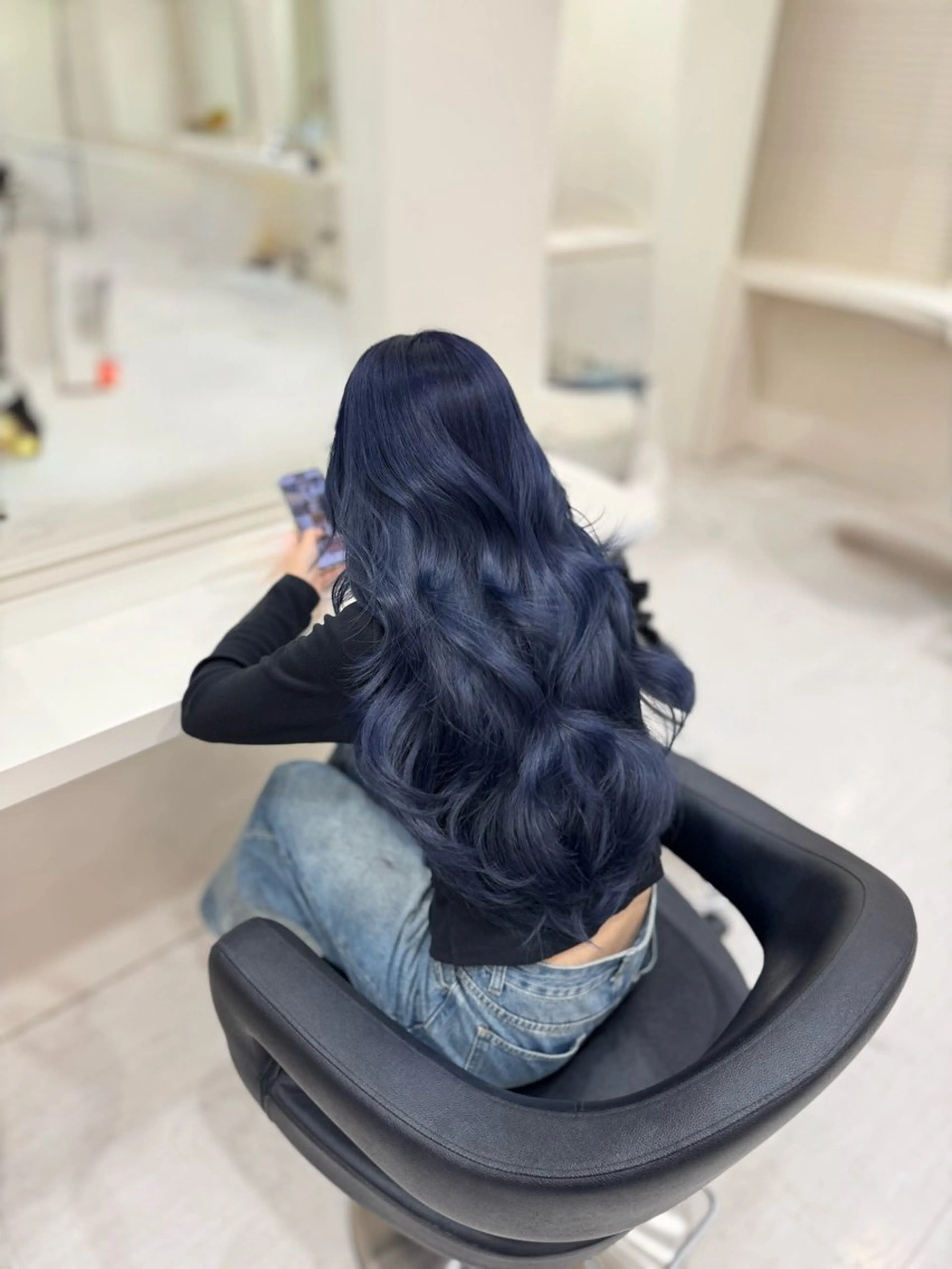 ロング 髪質改善 韓国風ヘア レイヤーカット カット ヘアカラー 透明感× ブルーブラック/池袋のヘアスタイル