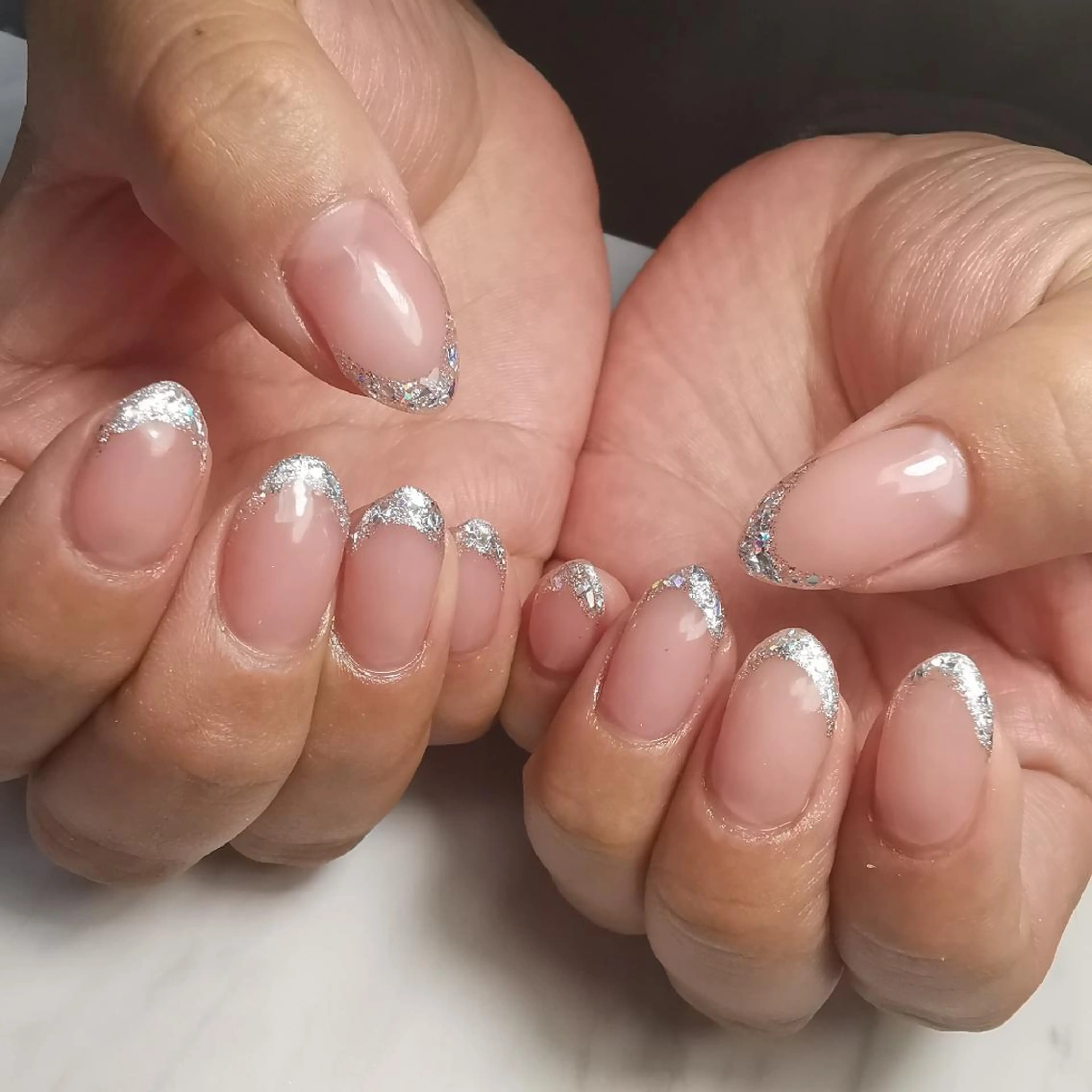 ネイル フレンチネイル ガラスフレンチ ハンドネイル reve あやののネイルデザイン