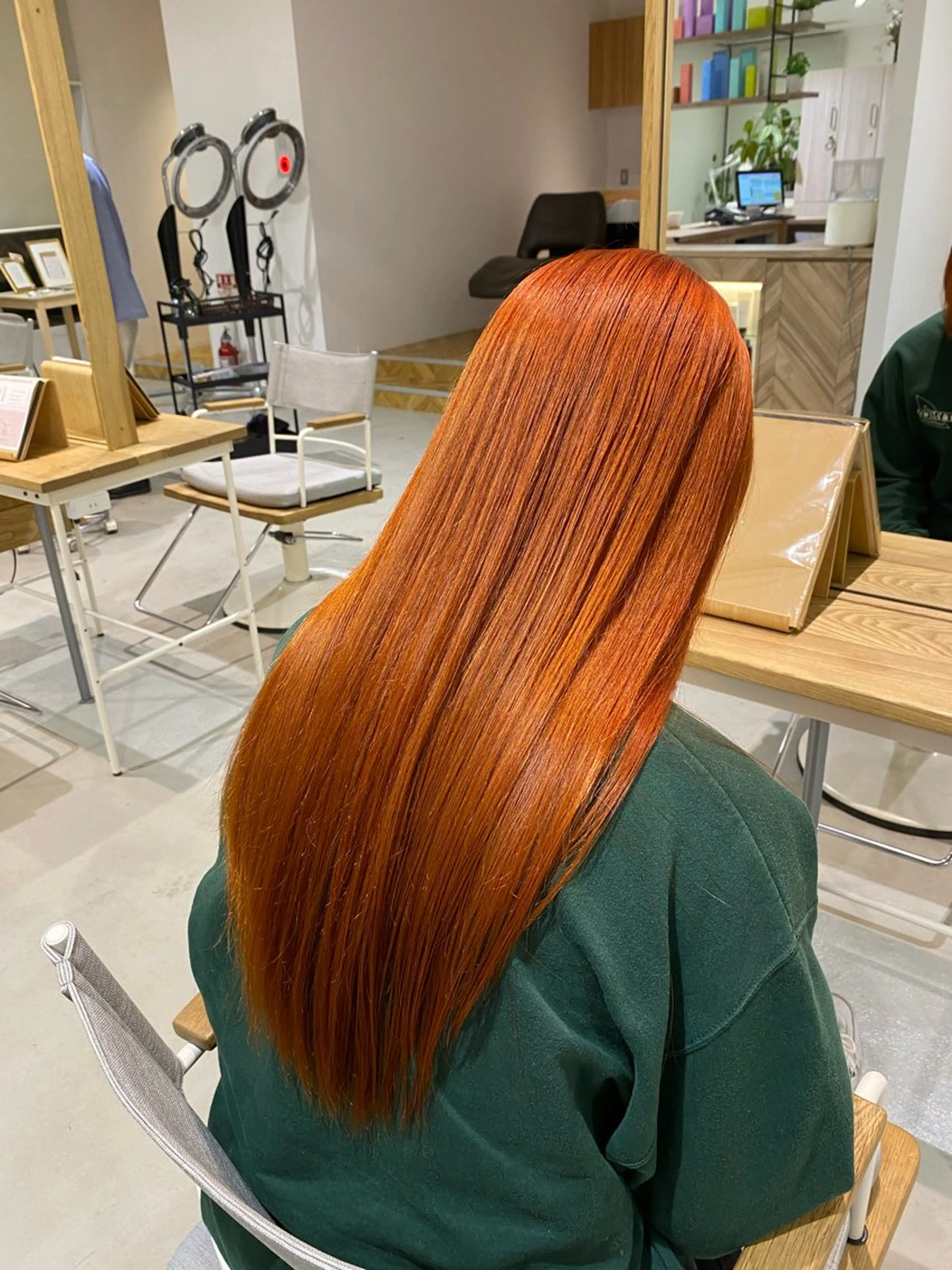 セミロング yate'/ Wカラー/小出捷也のヘアスタイル