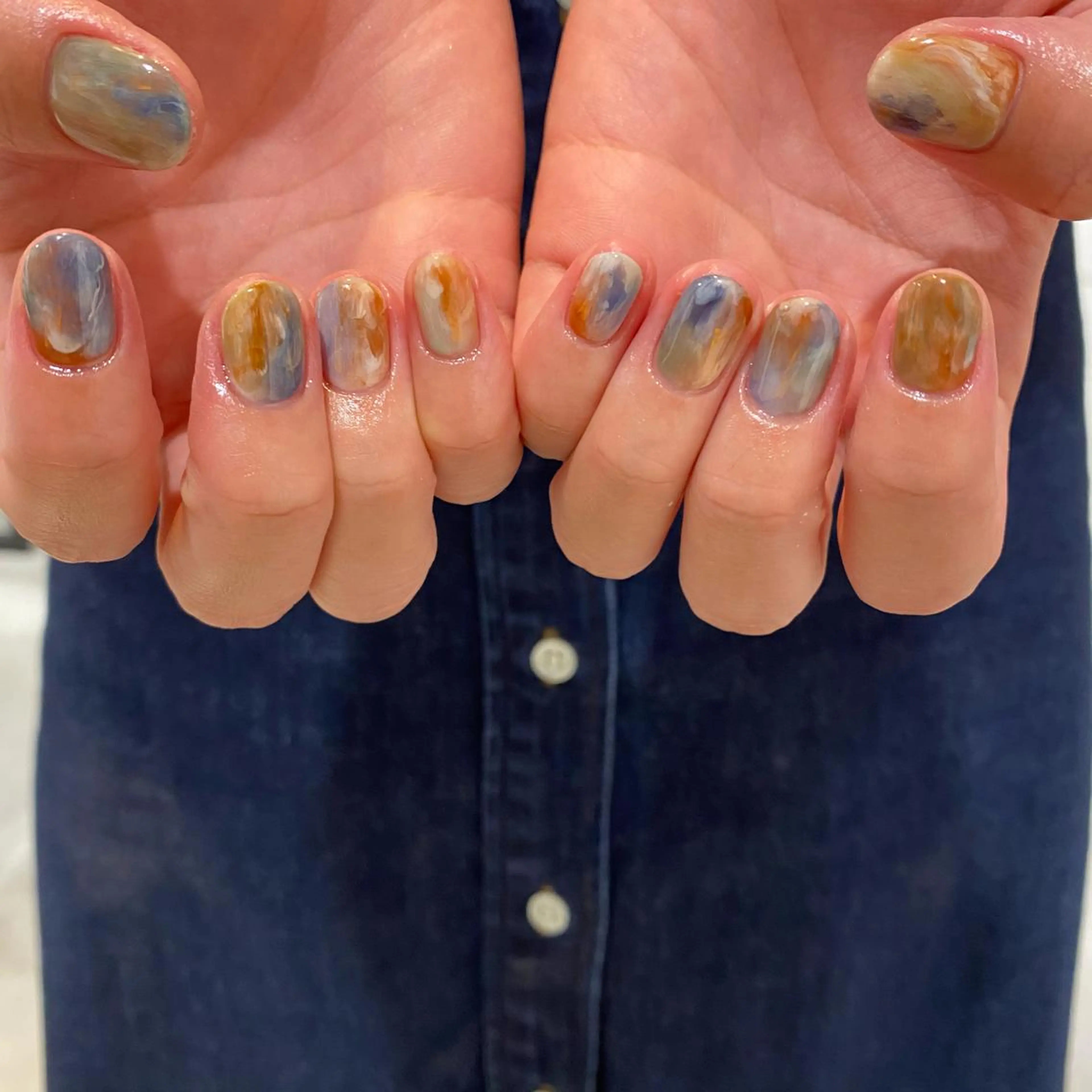 ネイル 岩本 杏のネイルデザイン