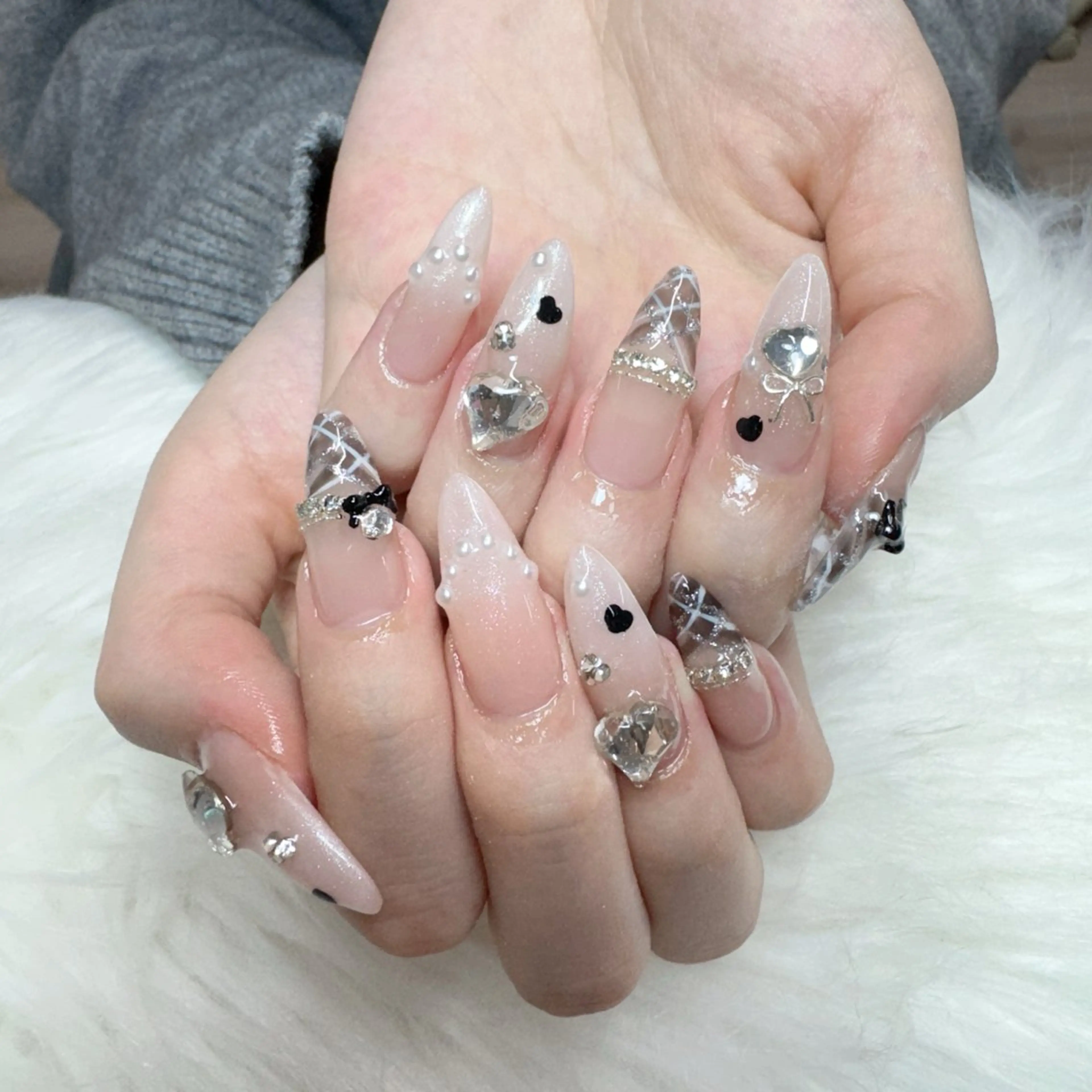 ネイル ハンドネイル 🎀nana🫧 ワンホンネイル🎀のネイルデザイン