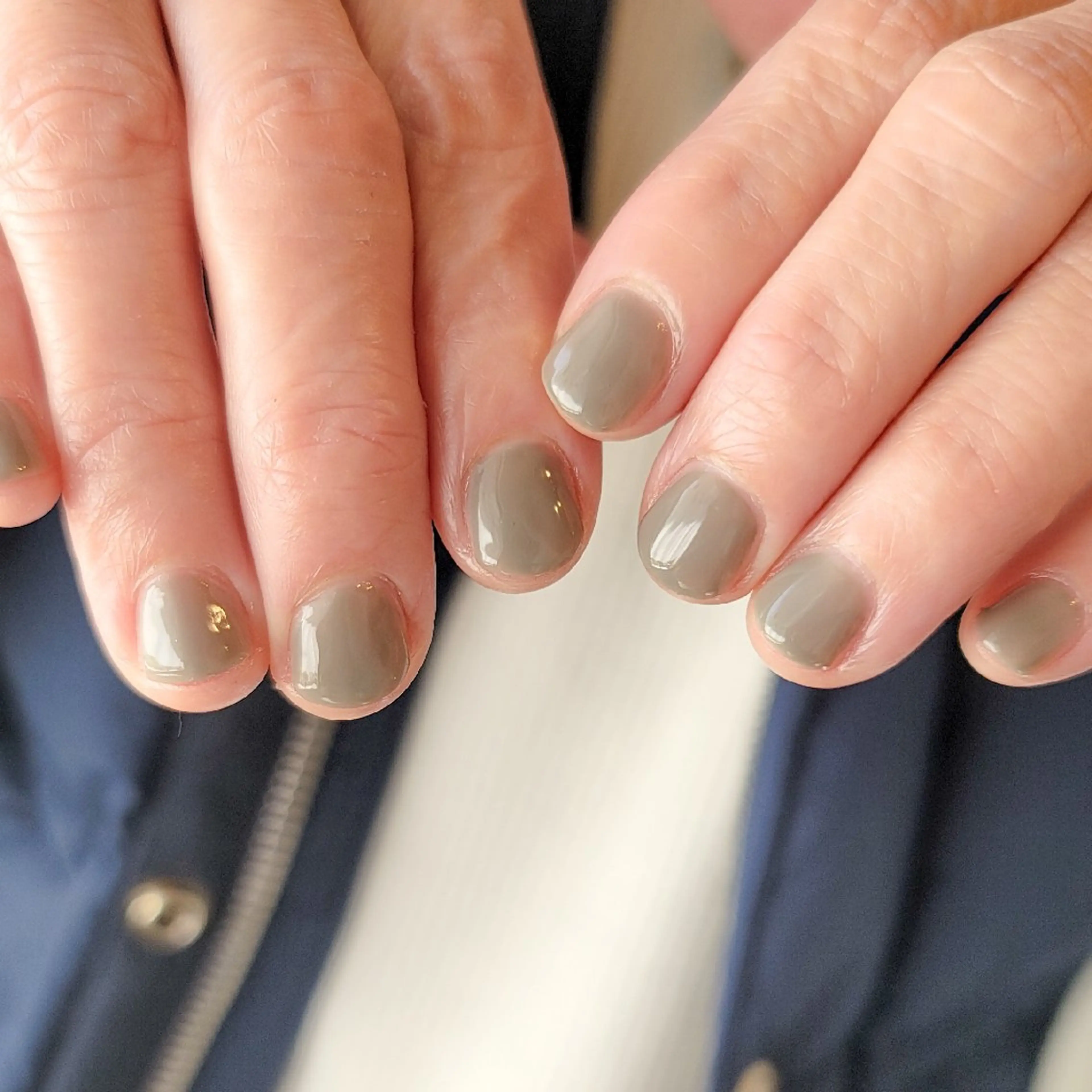 ネイル ワンカラーネイル 🌲🌳🚪iiit o🌲🌳🌲のネイルデザイン