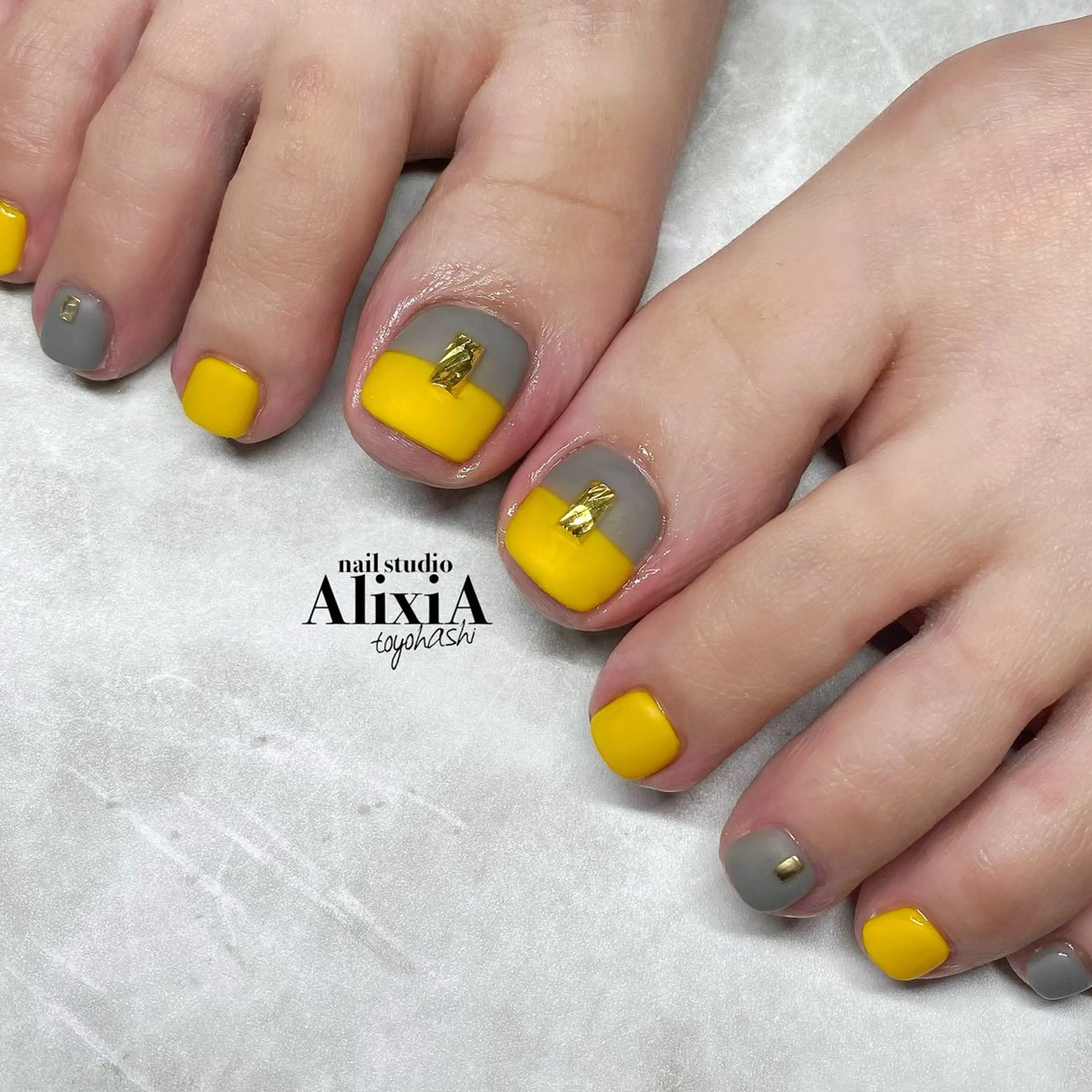 ネイル フットネイル AlixiA ゆみのネイルデザイン