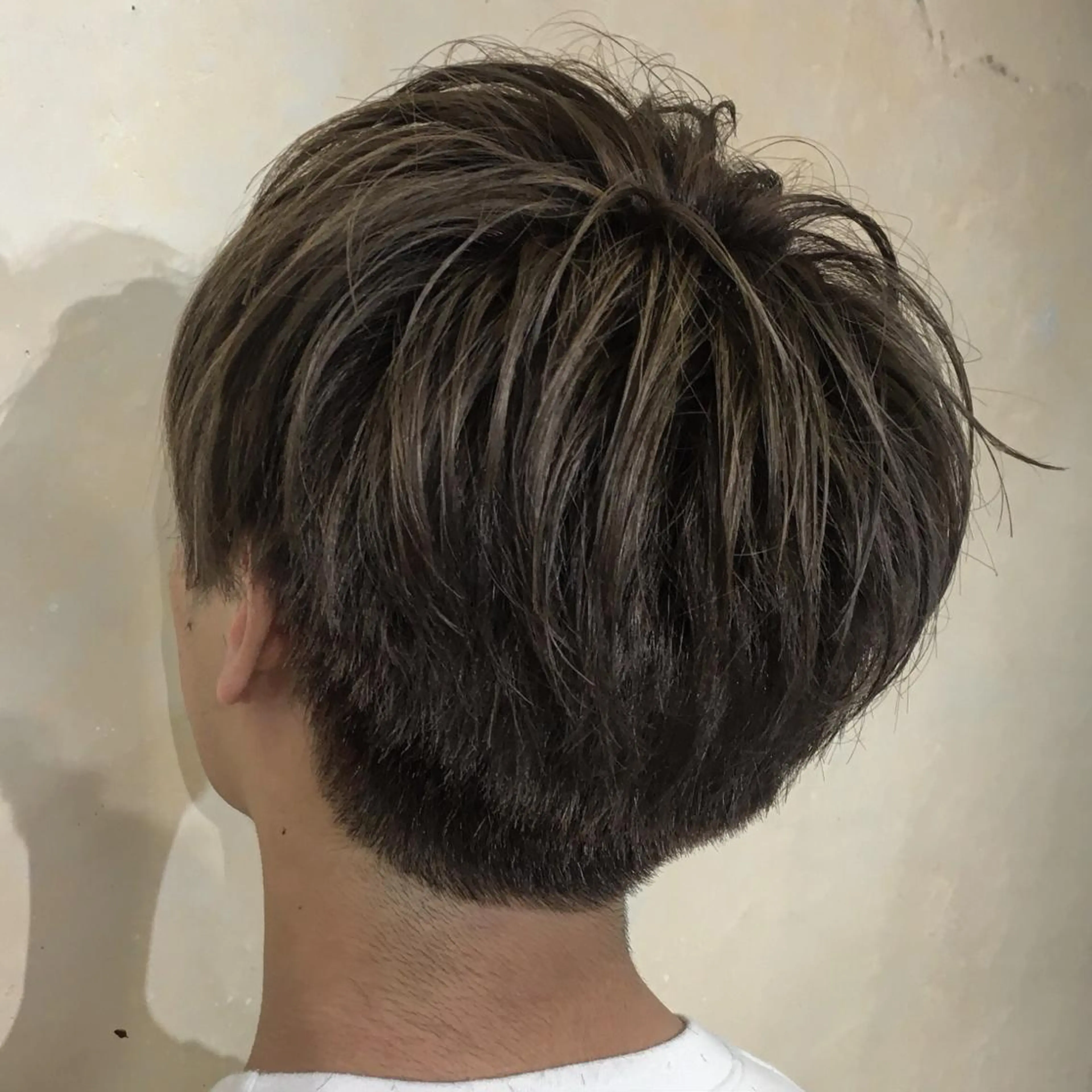 ショート カラー パーマ ヘアアレンジ メンズ キッズ ネイル マツエク・マツパ ショートヘア メンズネイル ショートネイル 角床直哉 カラーカットNO 1のヘアスタイル