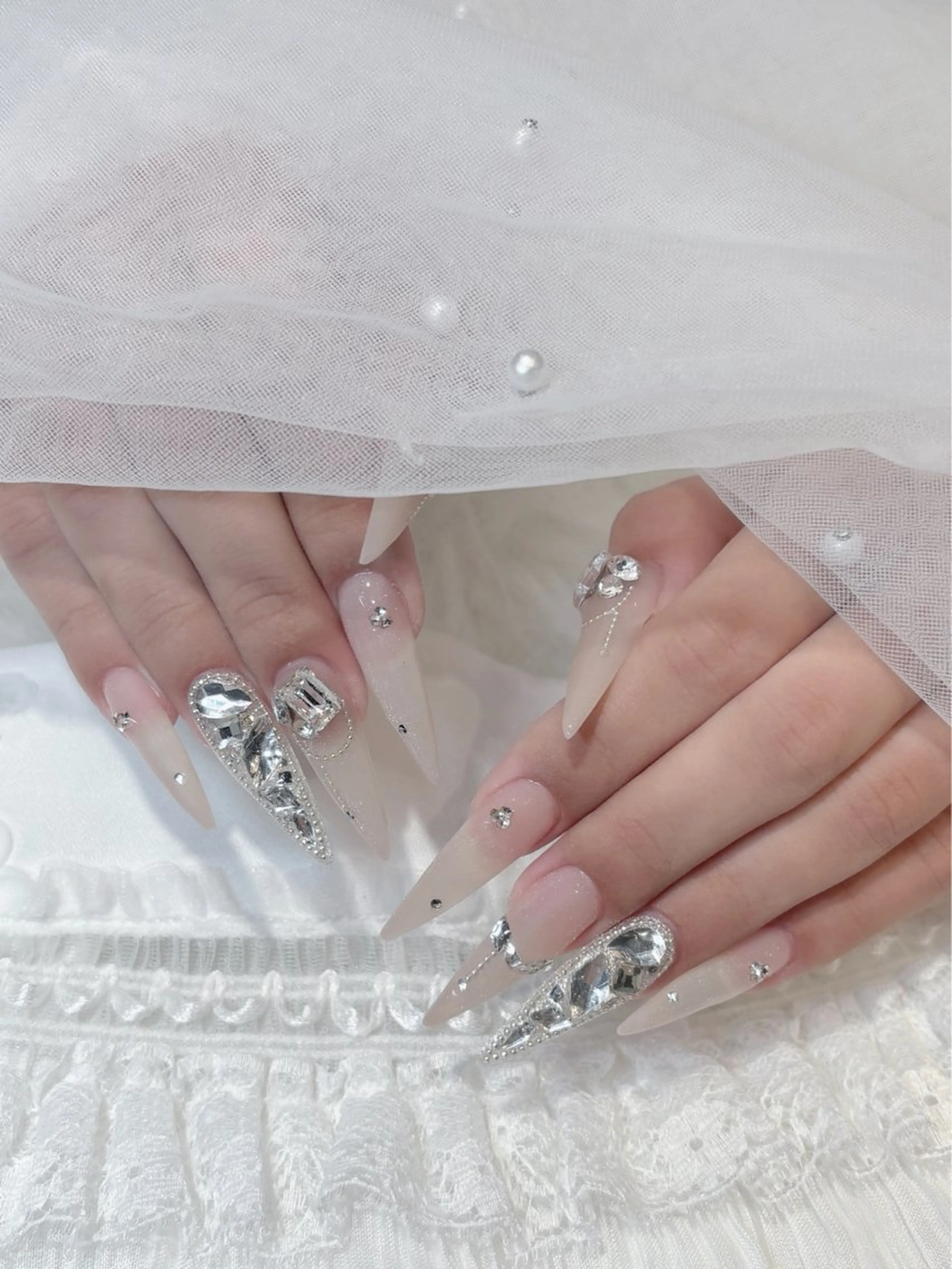 ネイル nail salon  moca  京橋店所属・moca京橋店 Risaのネイルデザイン