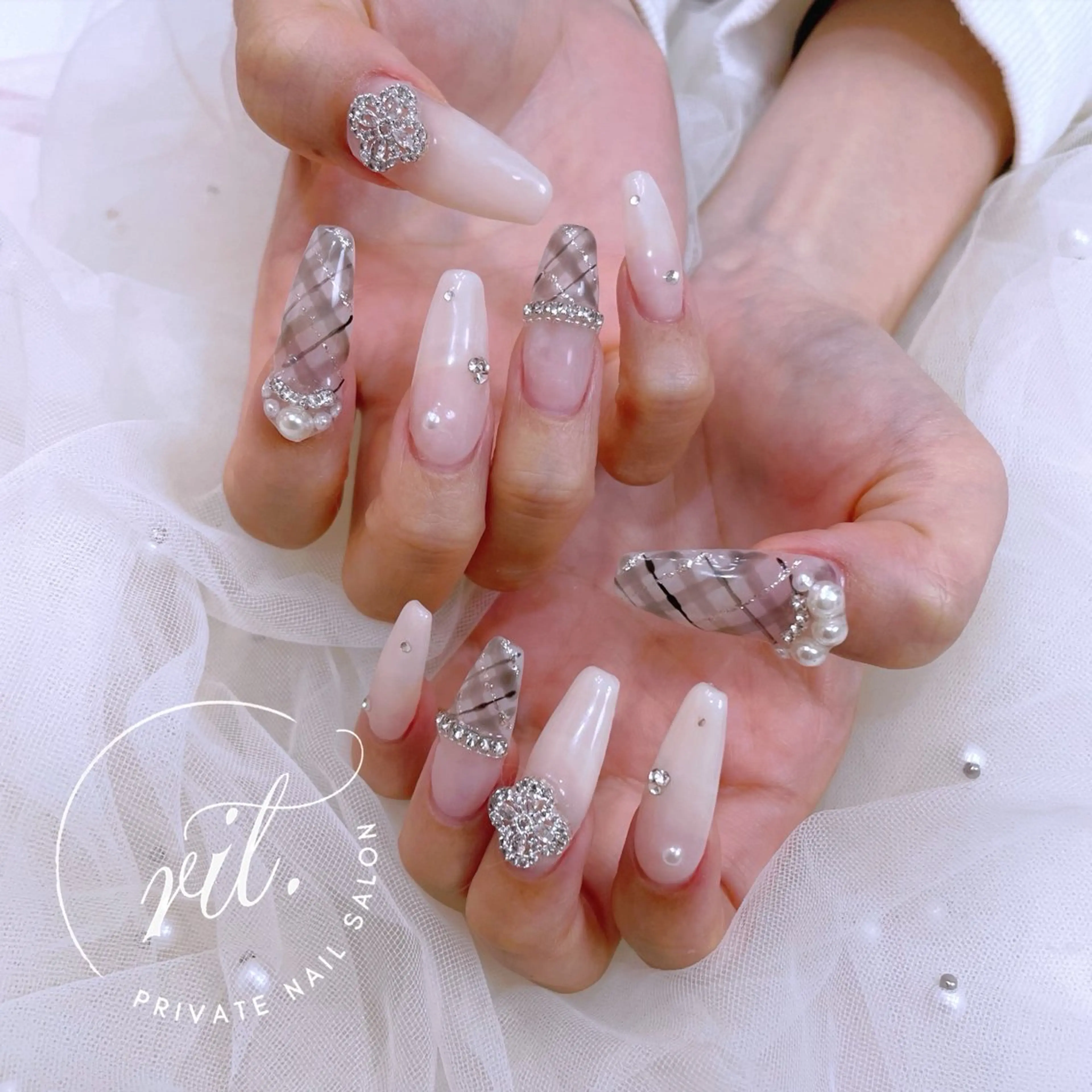 ネイル 韓国ネイル ワンホンネイル ハンドネイル rit. _リットのネイルデザイン