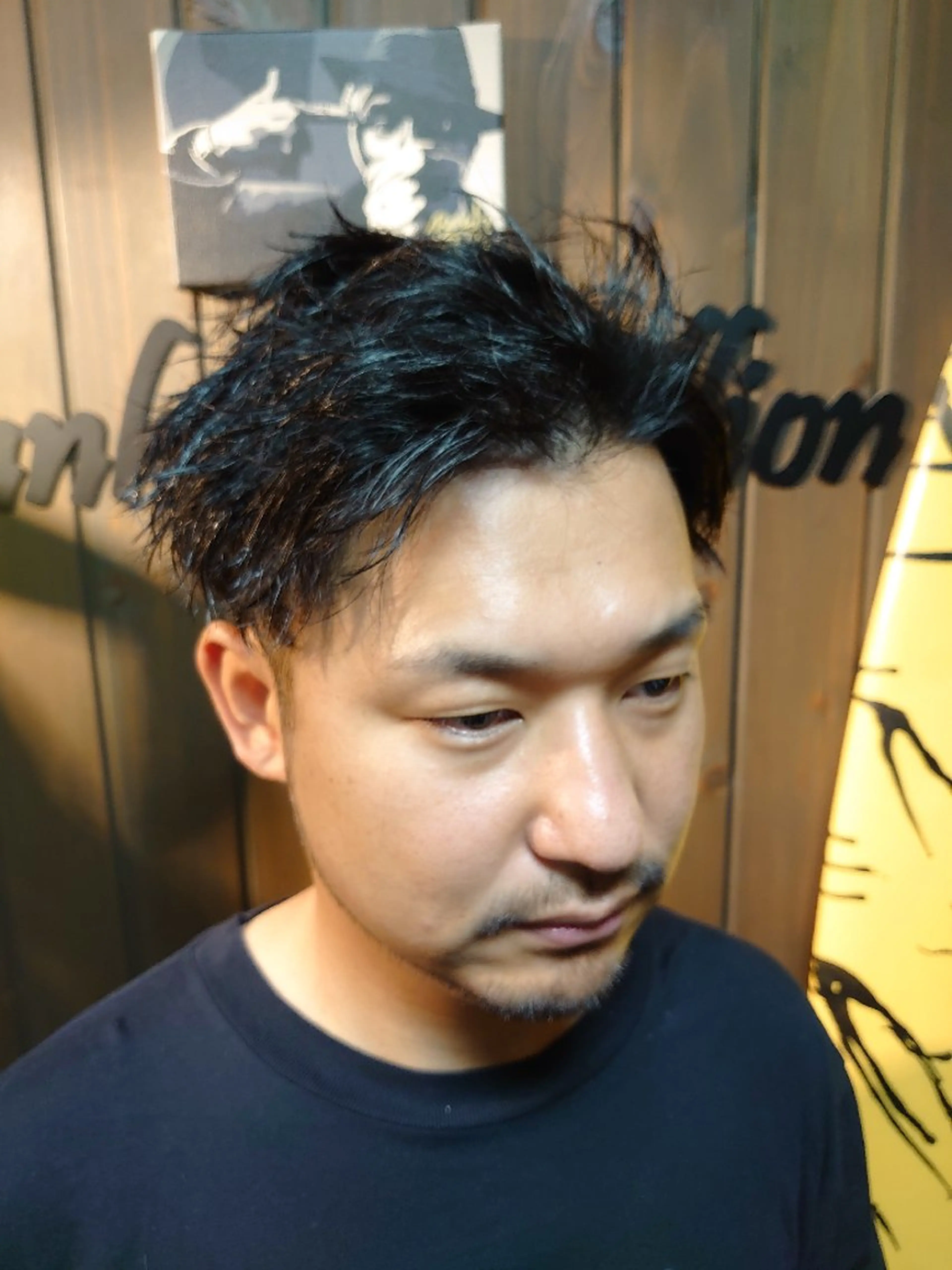 ショート カット サンフラット所属・岡林 選のヘアスタイル