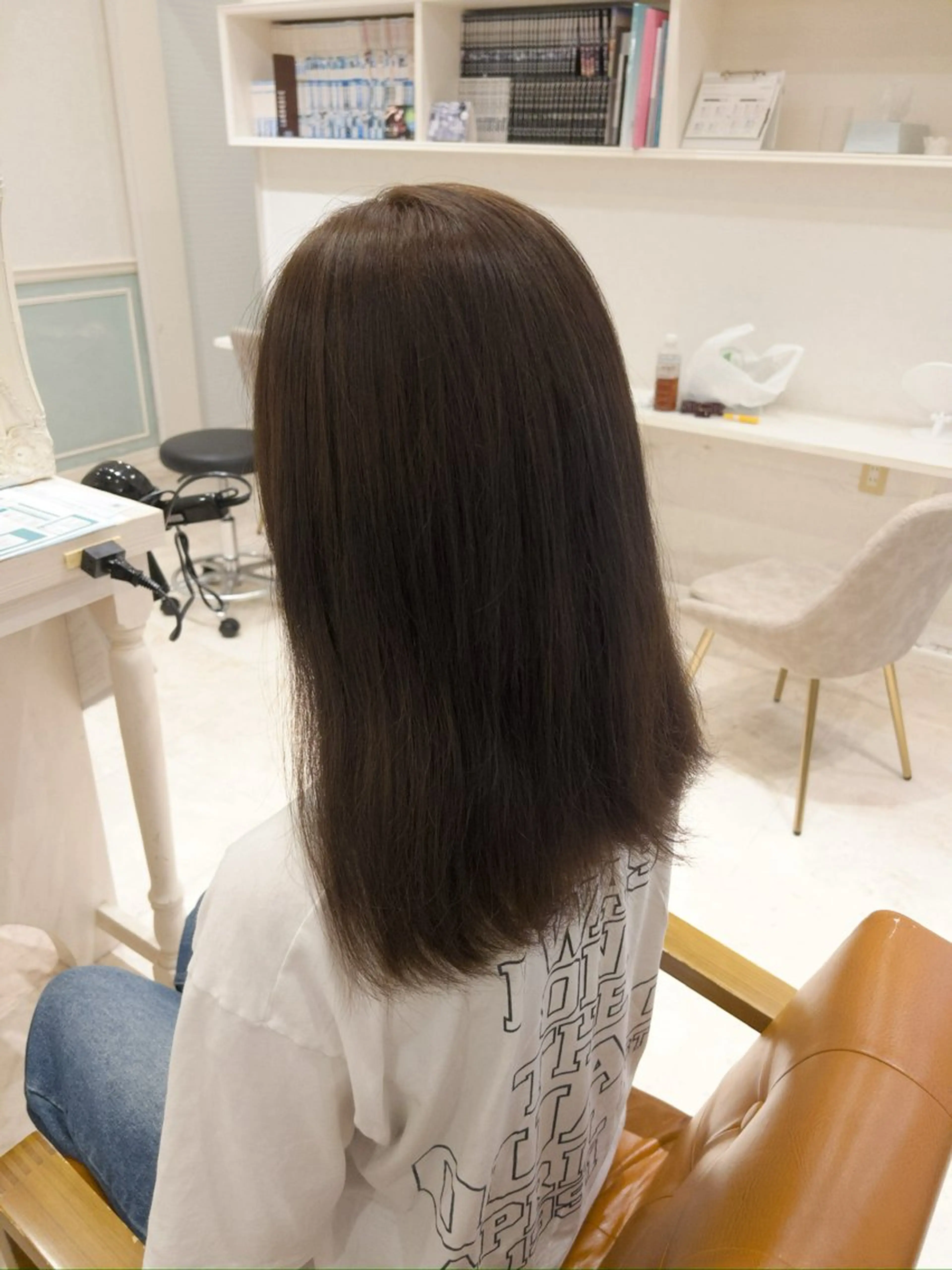 ミディアム カラー 艶感暖色カラー / レイヤー / れいかのヘアスタイル