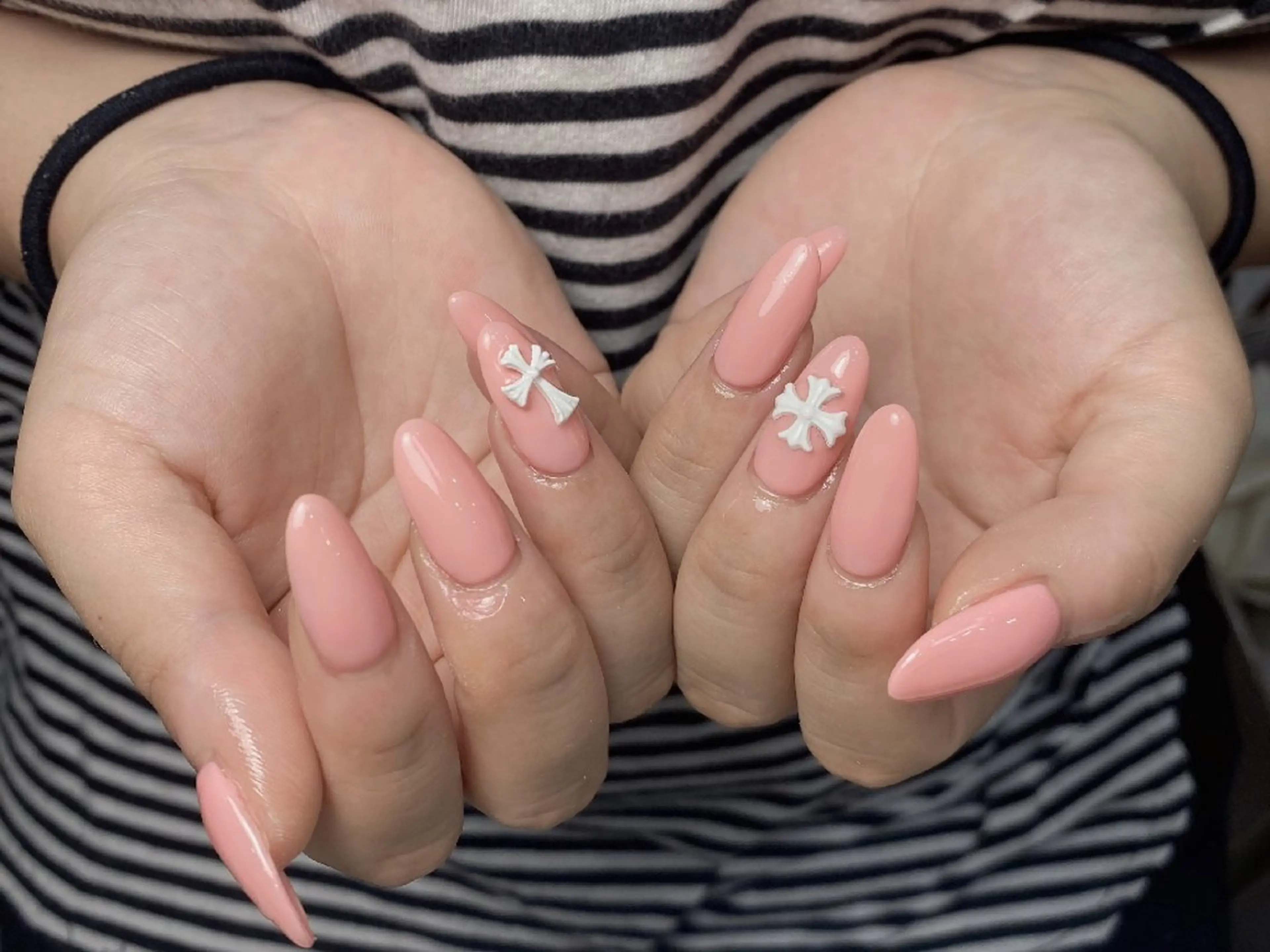 ネイル 長さ出し シンプルネイル ネイルチップ ハンドネイル UM Nail Salonのネイルデザイン