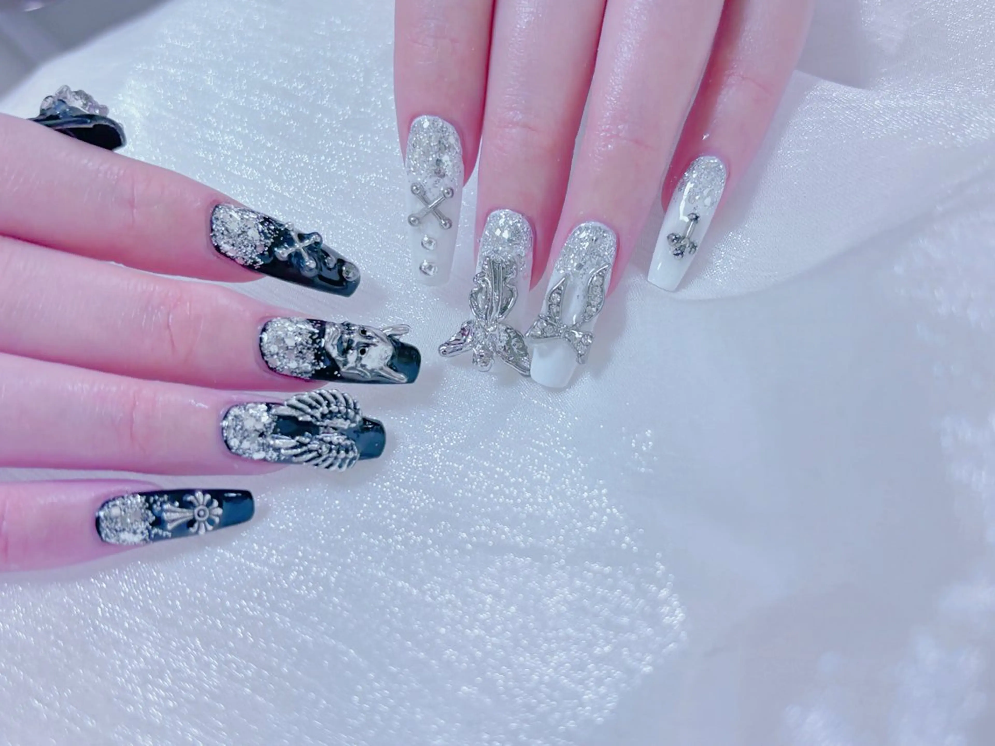 ネイル ネイルサロン エクラ 🌹【スカルプ専門】のネイルデザイン