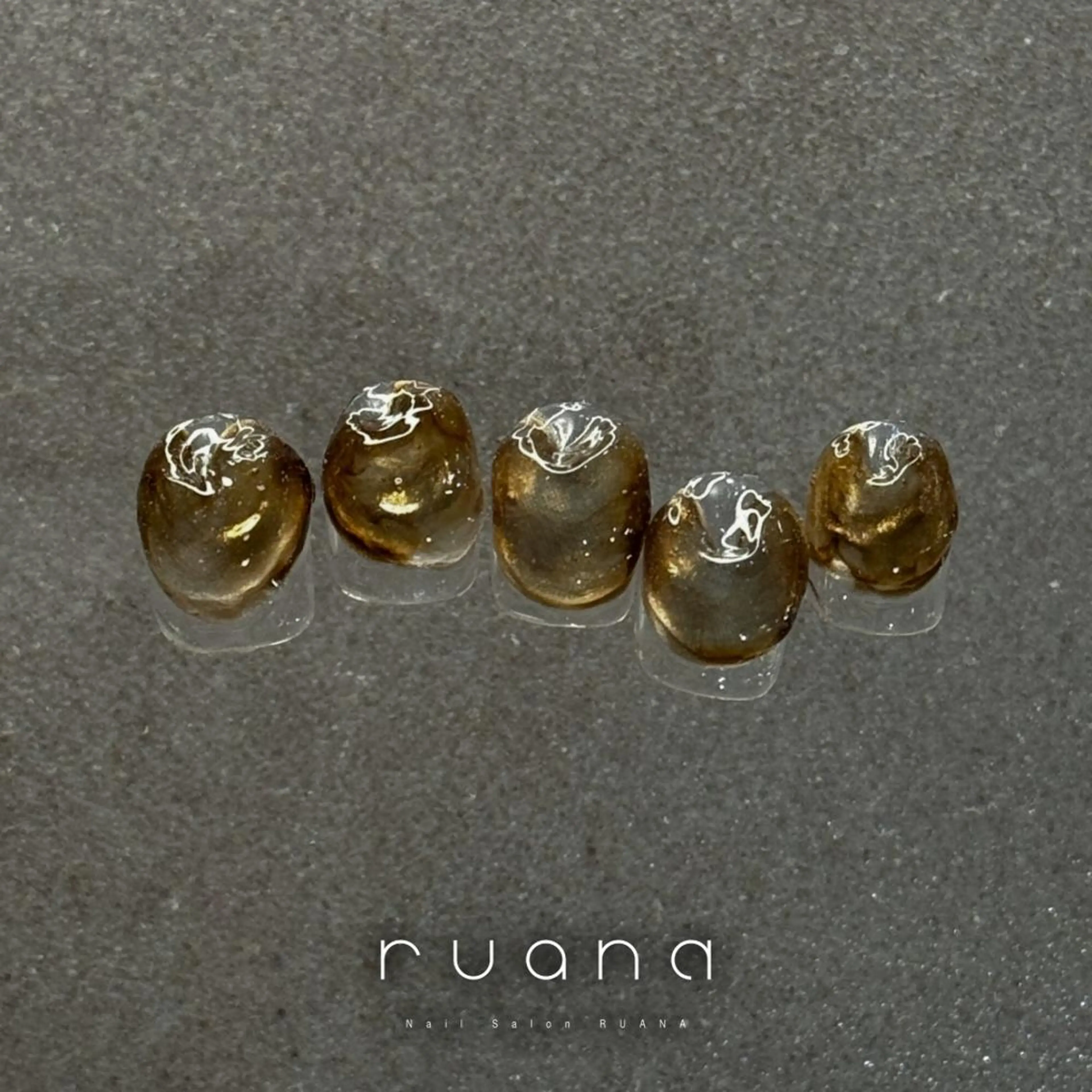 ネイル 阿武 美海のネイルデザイン