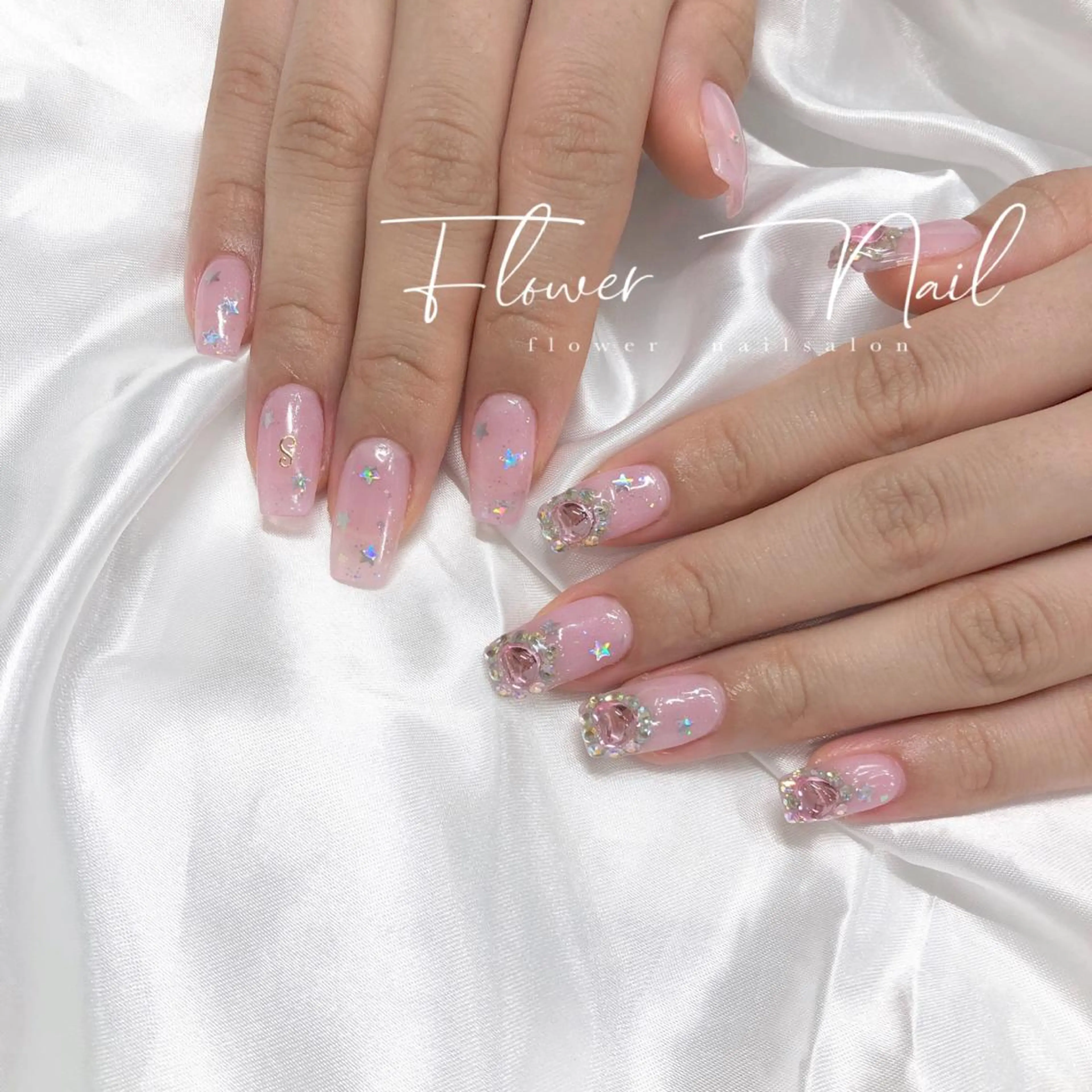 ネイル Flower nailのネイルデザイン
