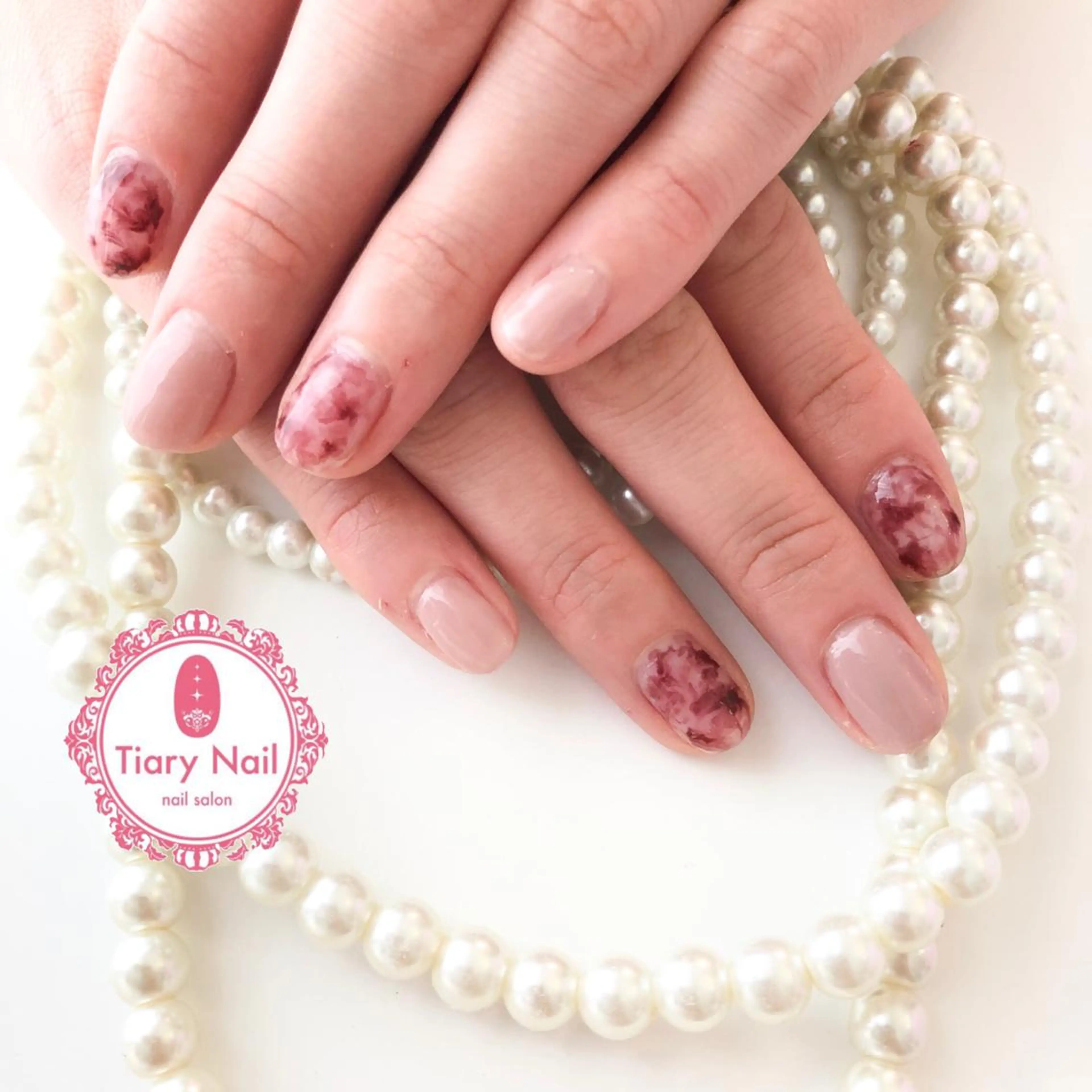 ネイル tiarynail K K🐼のネイルデザイン