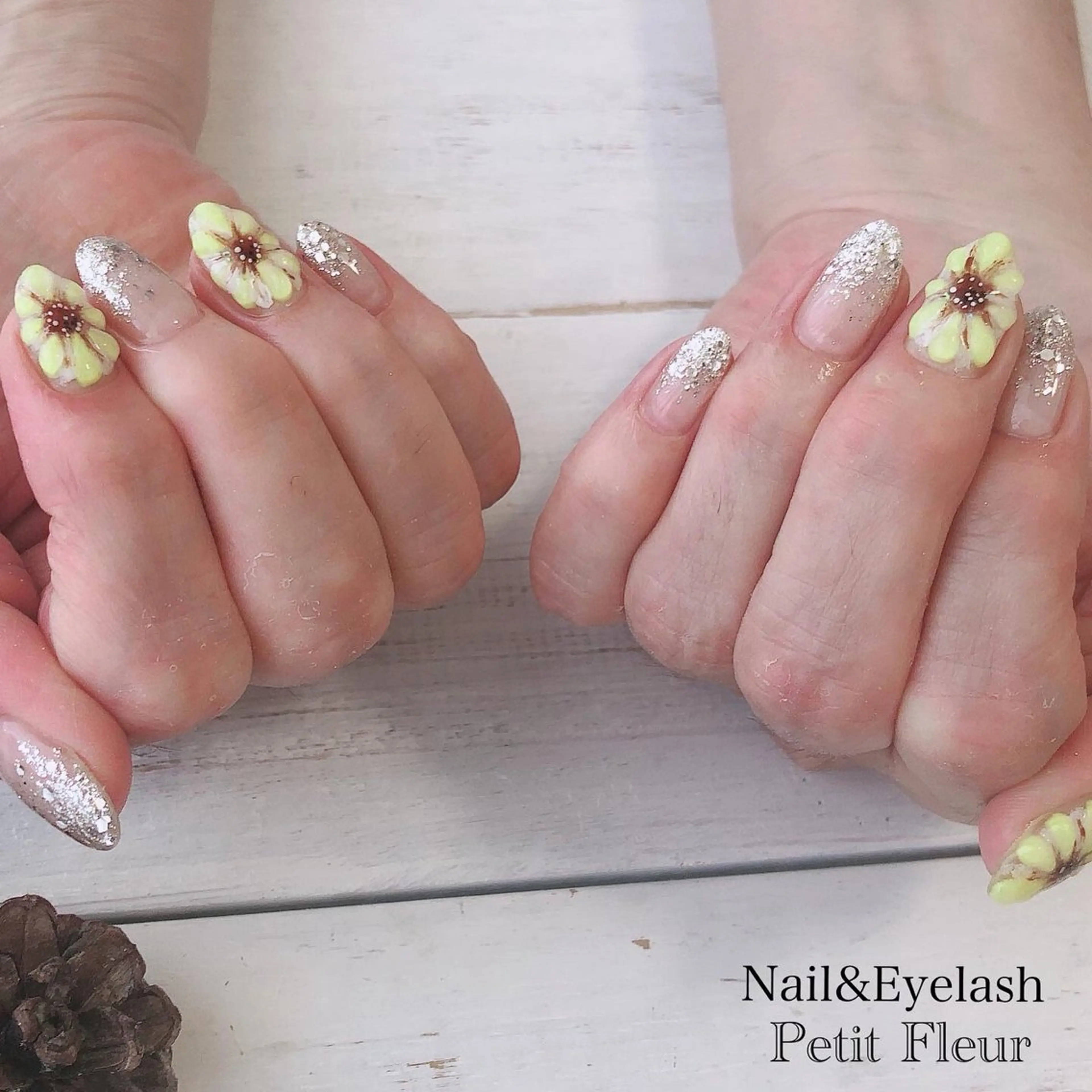 ネイル 青柳 亜梨奈のマツエク・マツパデザイン