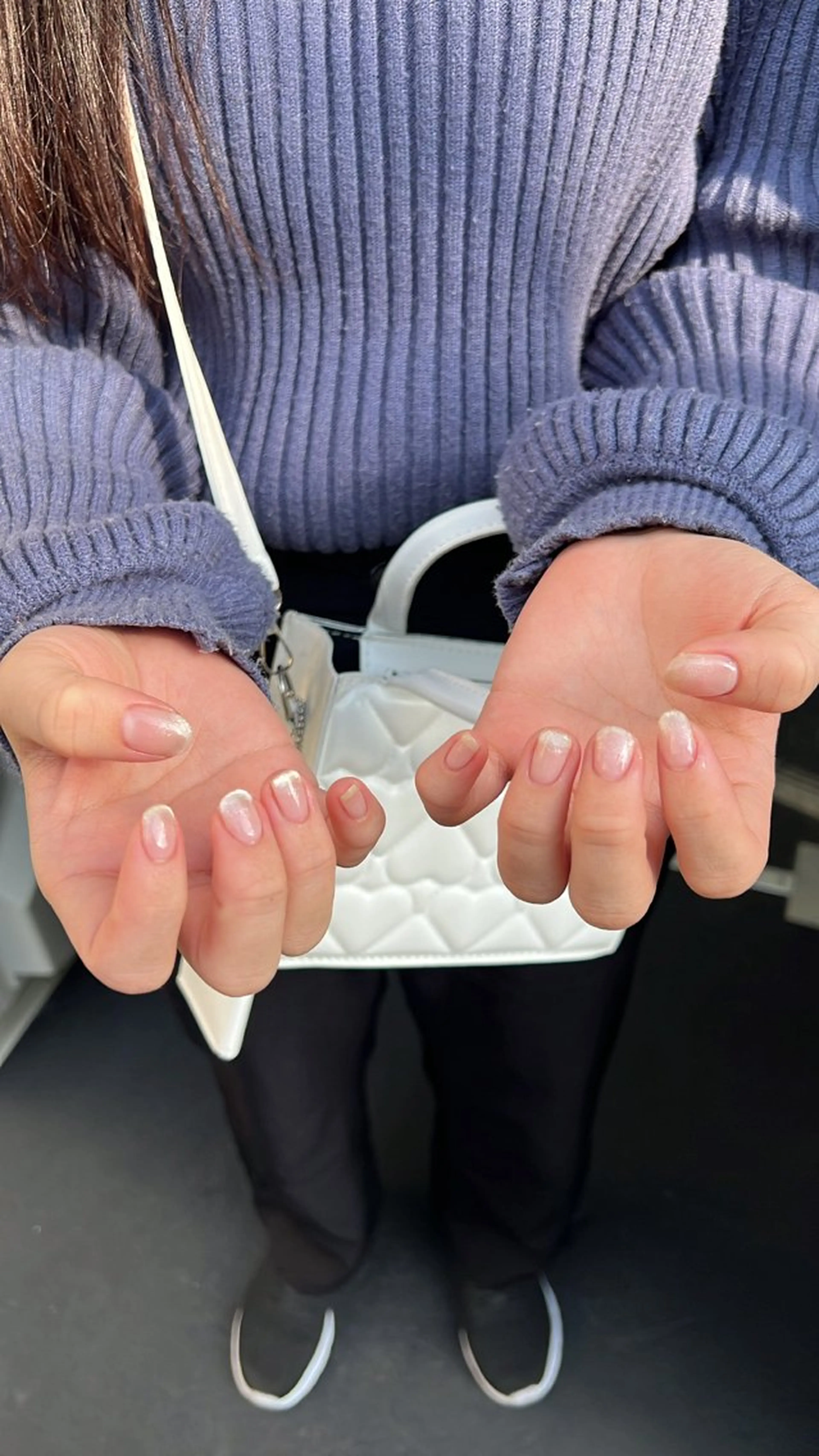ネイル フレンチネイル マグネットネイル マグネットフレンチ ハンドネイル nail salon stellaのネイルデザイン