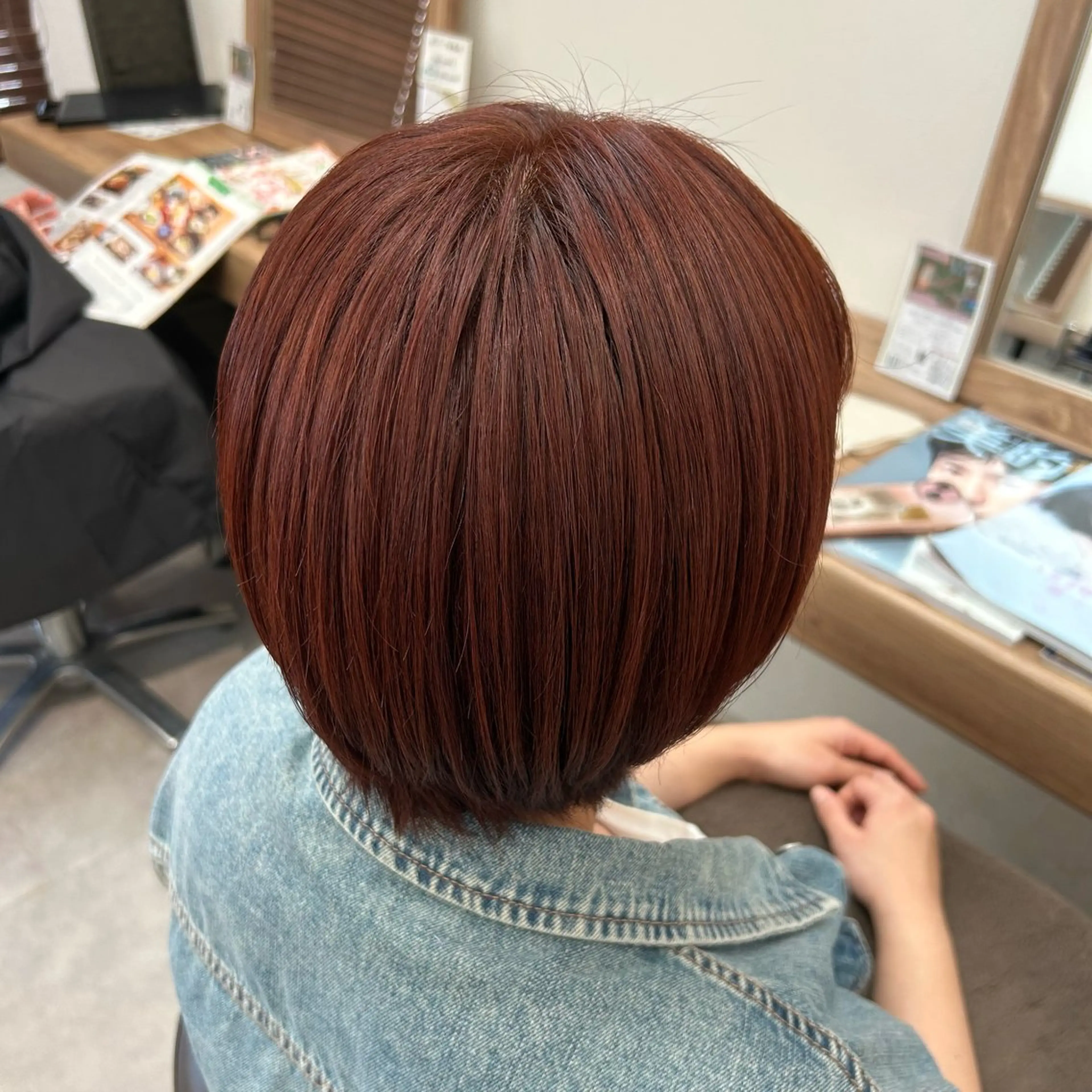 カラー オレンジ オレンジレッド レッドカラー ヘアカラー 渡邊 玲来のヘアスタイル