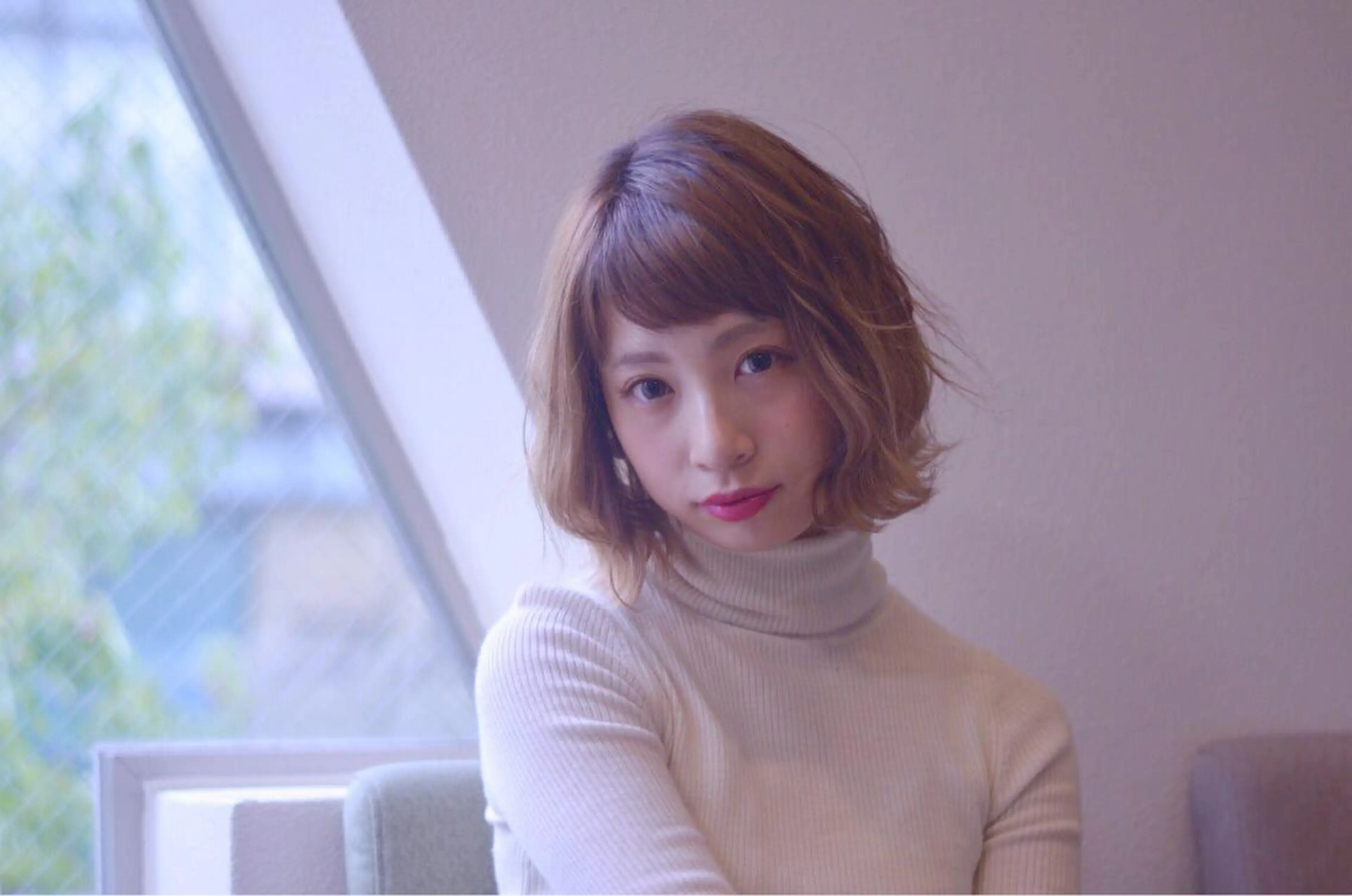 ショート カラー ヘアアレンジ ベージュカラー ボブ 外ハネヘア カット GiseL天神カラー 髪質改善/ブリーチのヘアスタイル