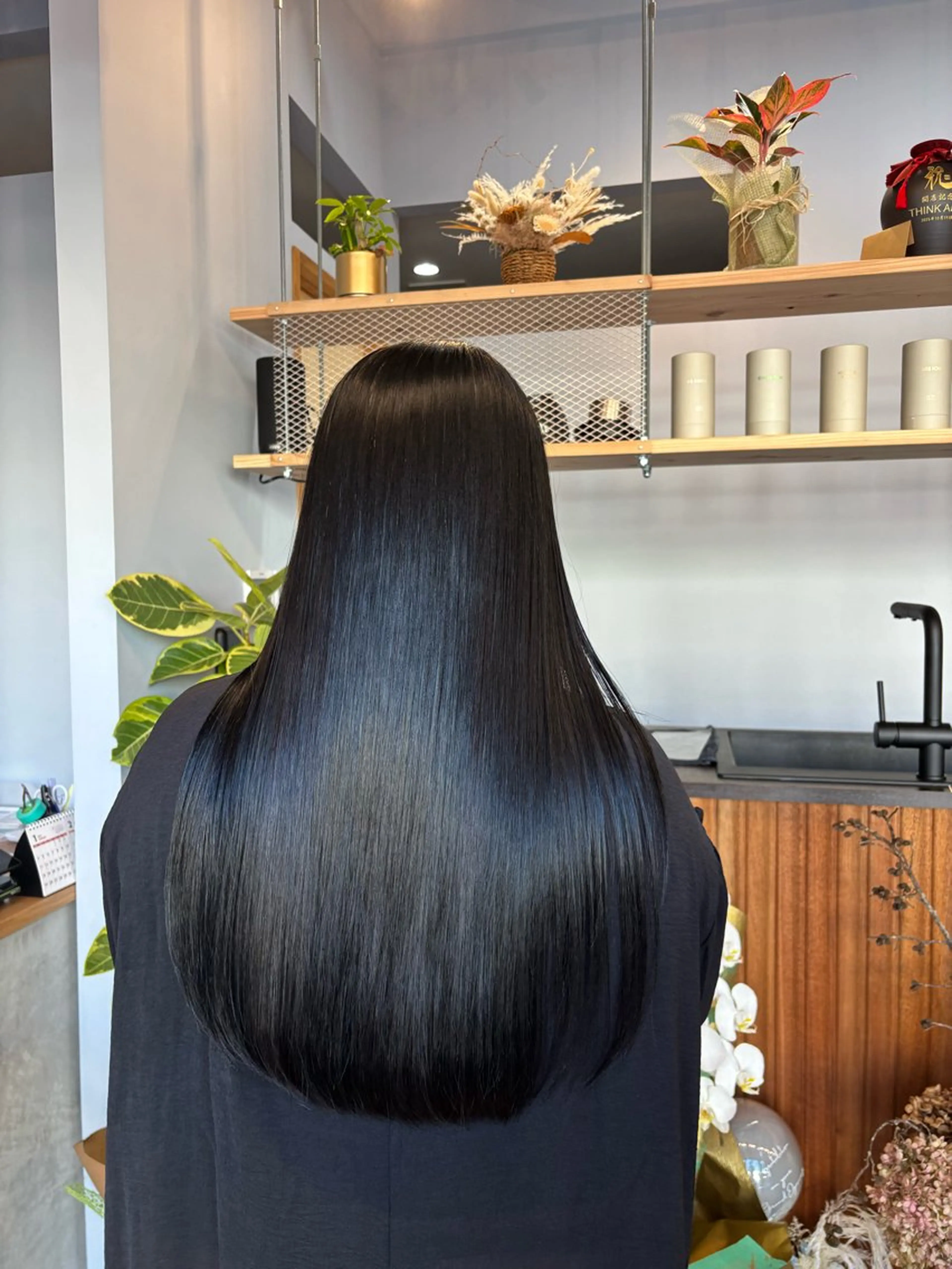 ロング 縮毛矯正 "THINK AND"所属・"THINKAND" ayumiのヘアスタイル