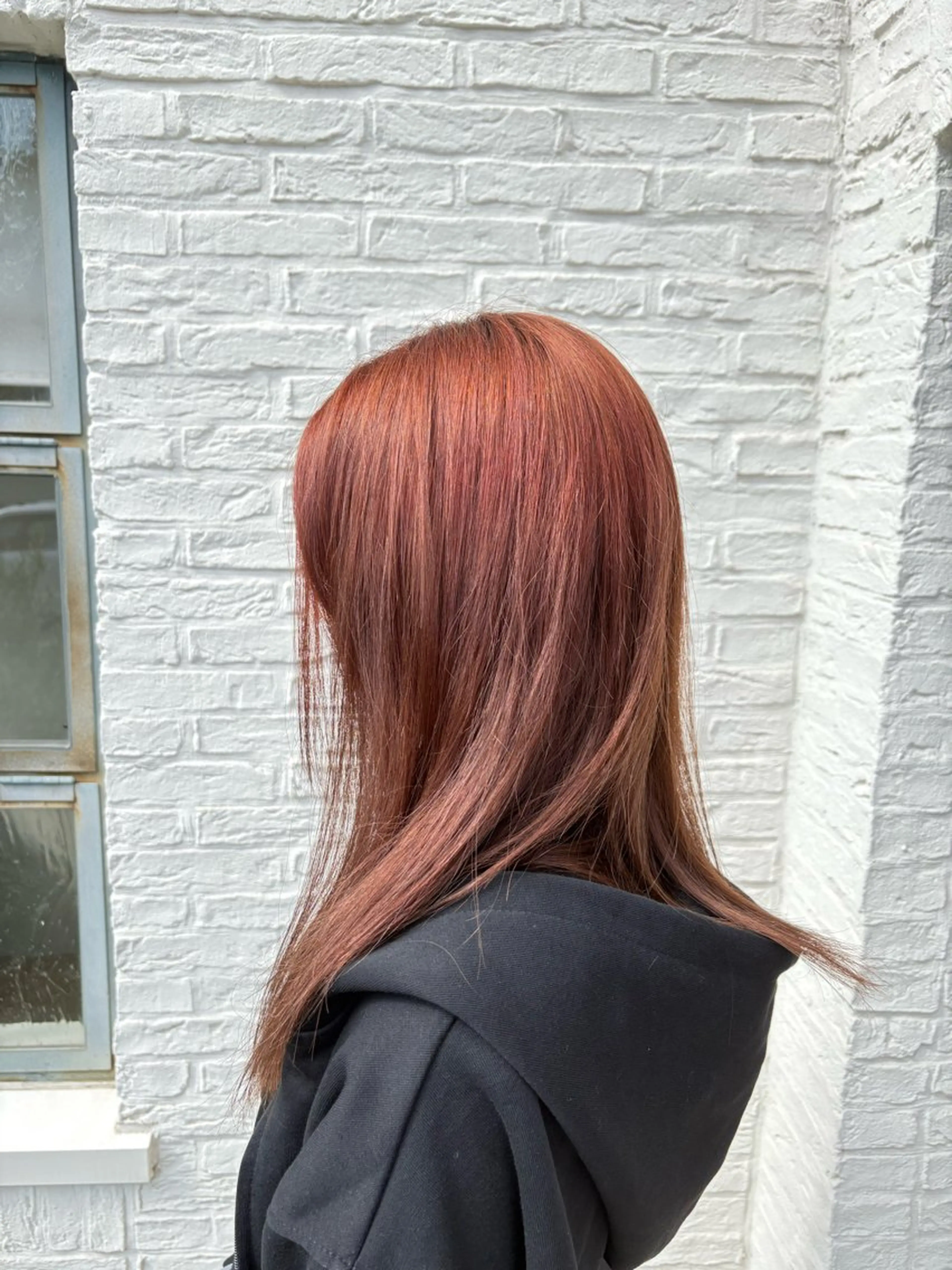 セミロング ヘアカラー 西澤 綺羅のヘアスタイル