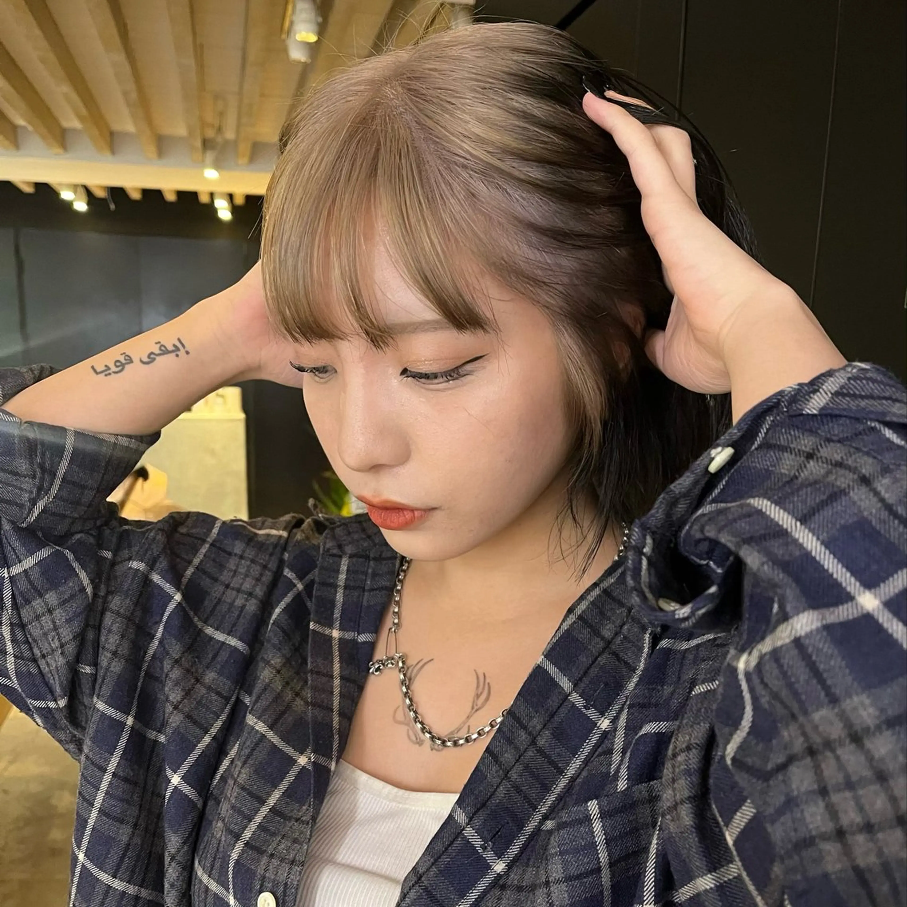 ショート カラー ヘアアレンジ ヘアカラー トリートメント ボブハイトーン🦖 デザインMAMIのヘアスタイル