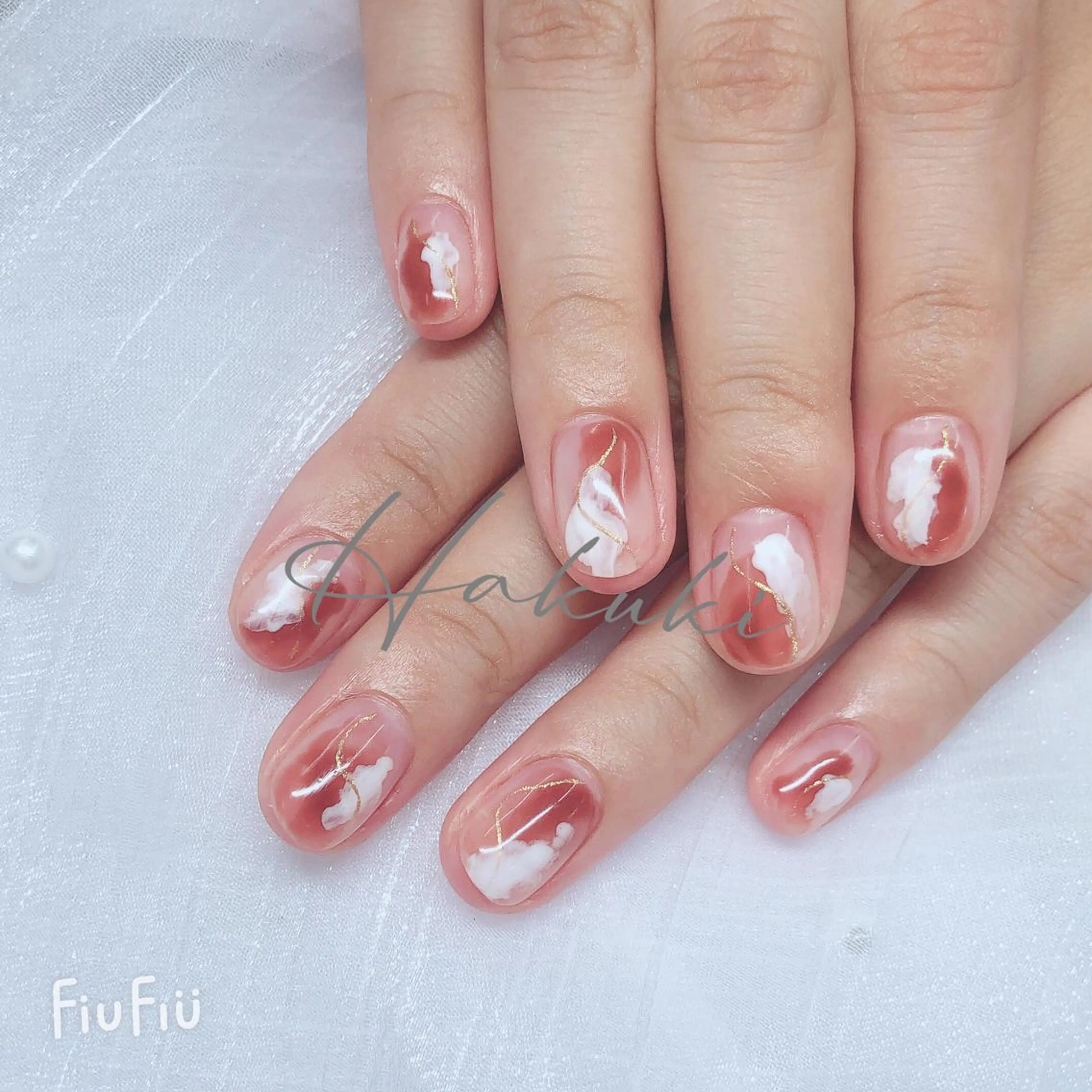 ネイル ハンドネイル ハンドケア ハク キのネイルデザイン