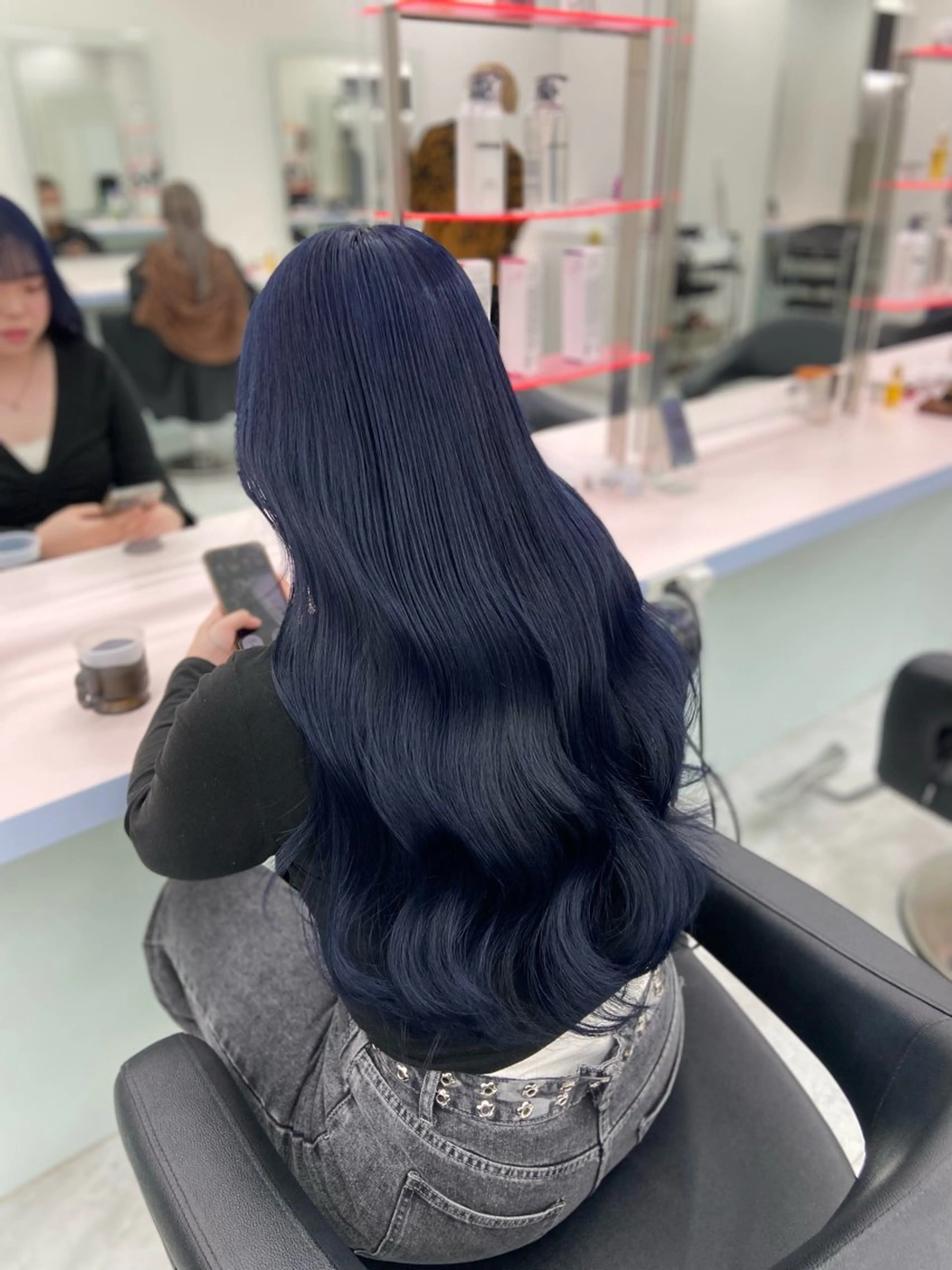ロング カラー ヘアアレンジ カット ヘアカラー トリートメント ヘアセット レイヤー×透明感カラ ーHAYATOのヘアスタイル