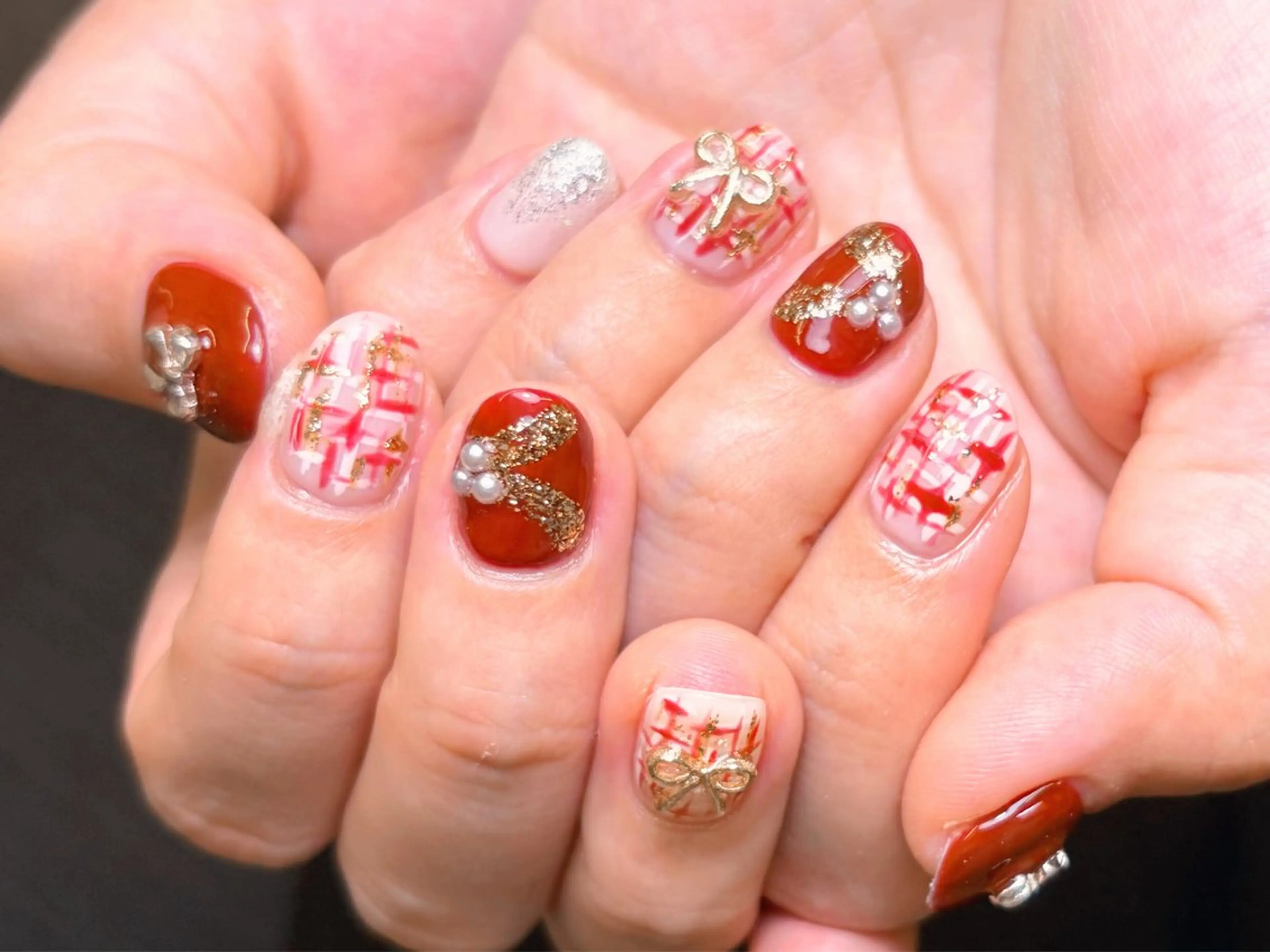 ネイル オーロラネイル 長さ出し フレンチネイル ジェルネイル ガラスフレンチ ハンドネイル Rela・S NAILのネイルデザイン