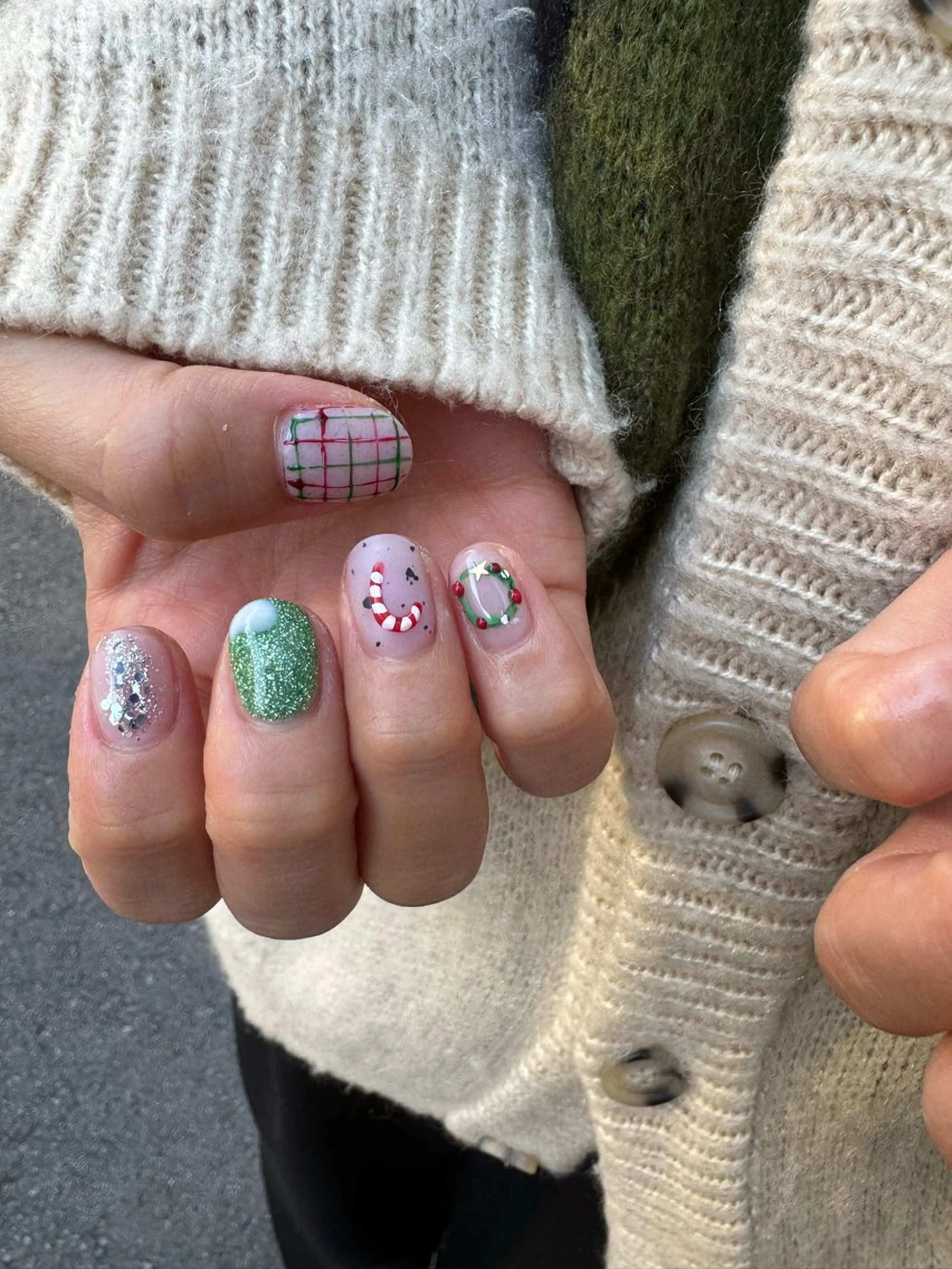ネイル アートネイル フレンチネイル 韓国ネイル マグネットネイル 持ち込み MH_ Nailのネイルデザイン